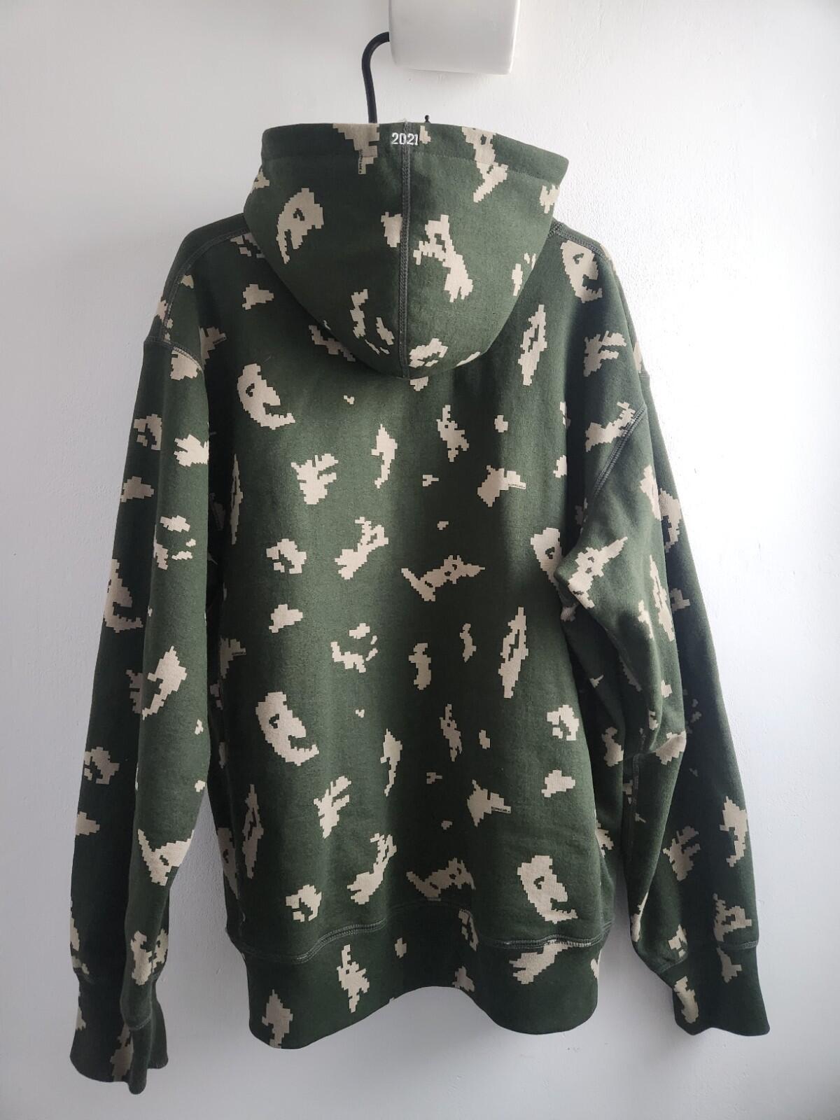 FW21 Supreme Box Logo Hooded Sweatshirt Olive Russian Camo Size L