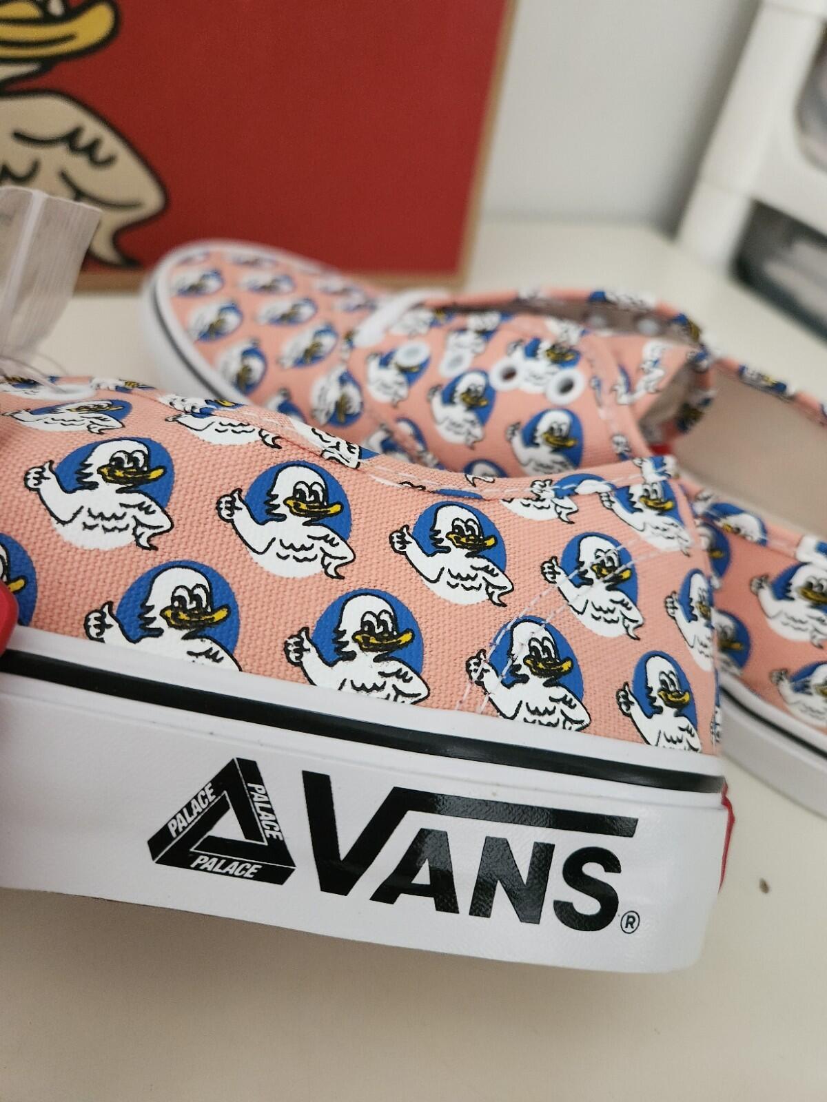 SS21 Palace Jeremy The Duck Vans Authentic Salmon Size US 12 UK 11 EUR 46