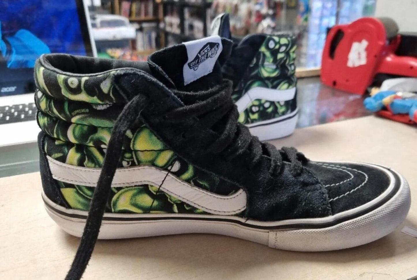 SS18 Supreme Vans Skull Pile Sk8-Hi Trainers Size UK 7 US 8 EUR 40.5