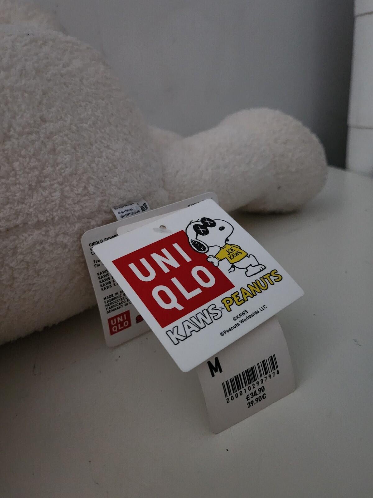 KAWS x UNIQLO x Peanuts Snoopy Plüschtier (Mittel) von 2017 Hund Neu Weiß
