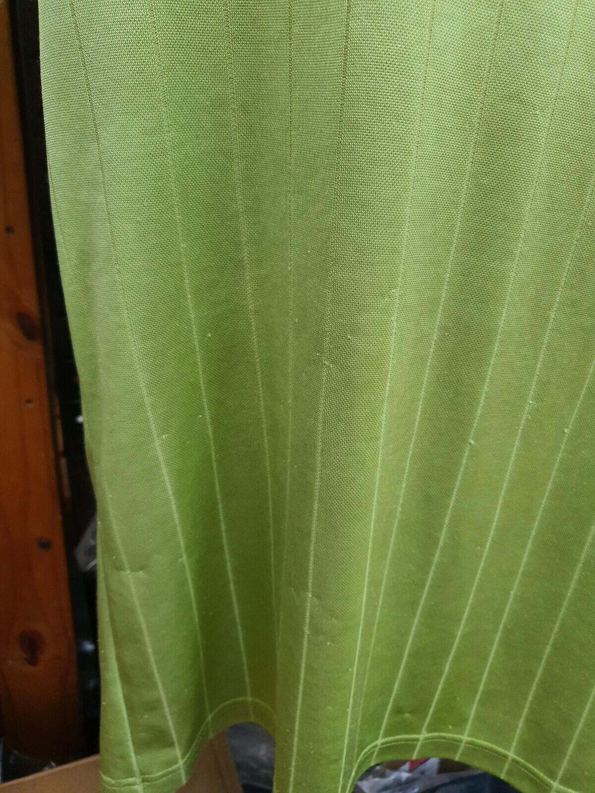 SS14 Supreme Arabic Logo Football Jersey Lime Größe L