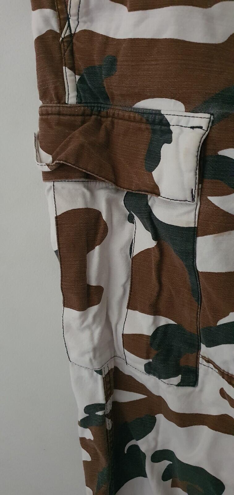 FW16 Supreme Cargo Pant Cow Camo Size 32