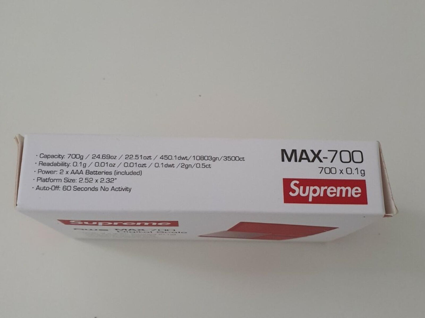 FW18 Supreme x AWS Max 700 digital scale red New in original packaging