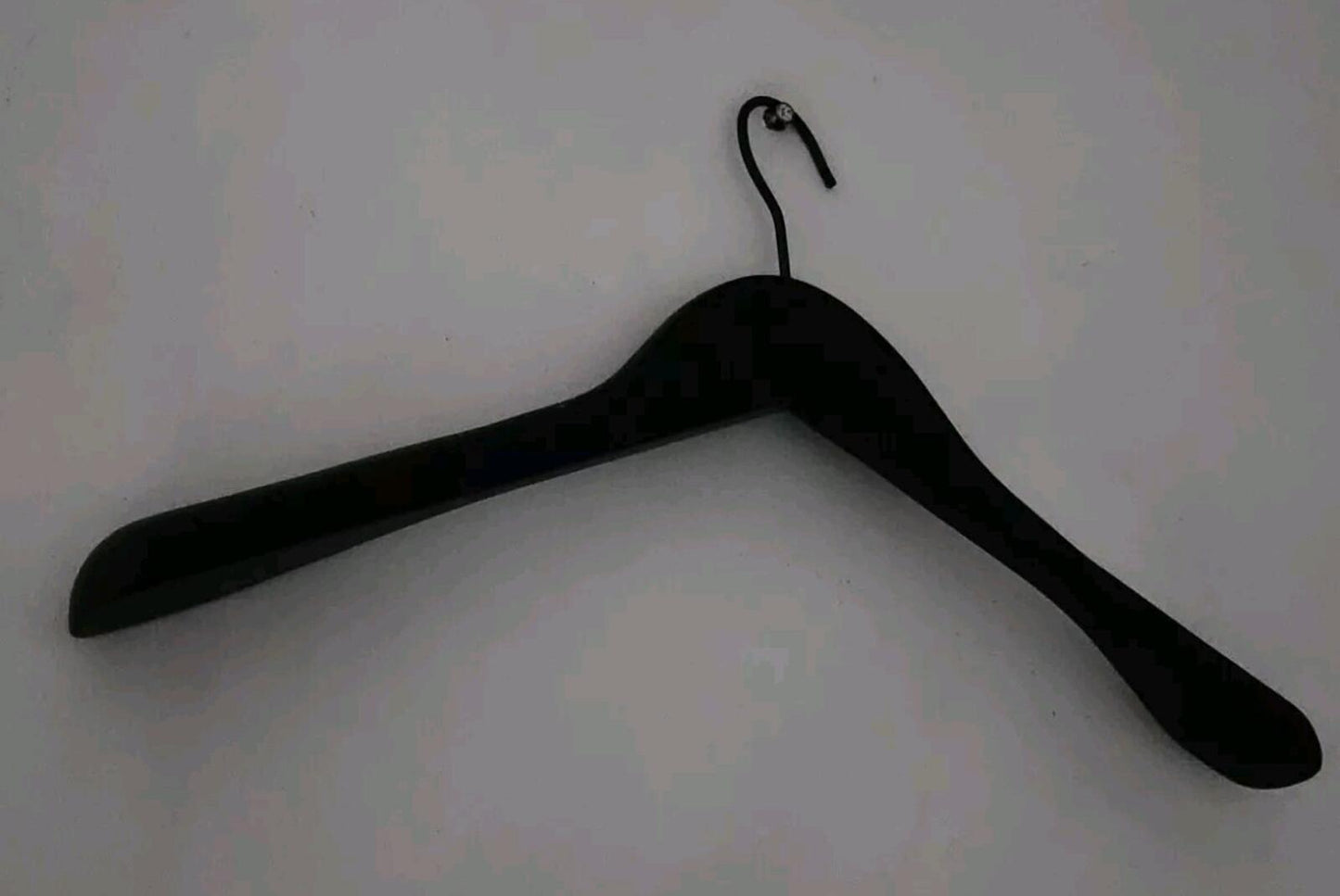 5 x BROWNS Black Wooden Coat Hangers with Broad ends for Suits Jackets 17" 43cm