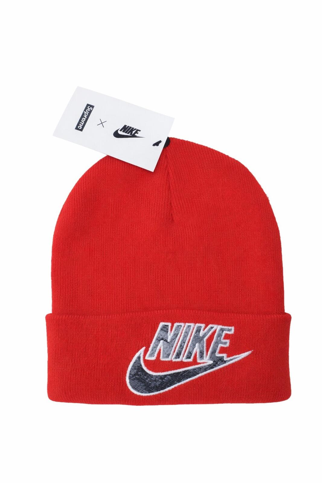 SS21 Supreme x Nike Snakeskin Beanie Red