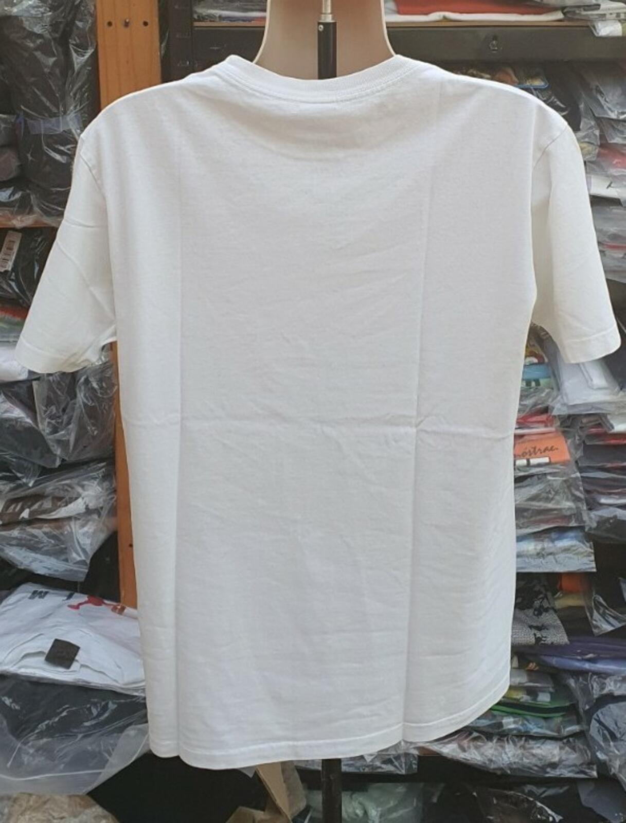 F&F Supreme Box logo Tee White Size L Friends & Family