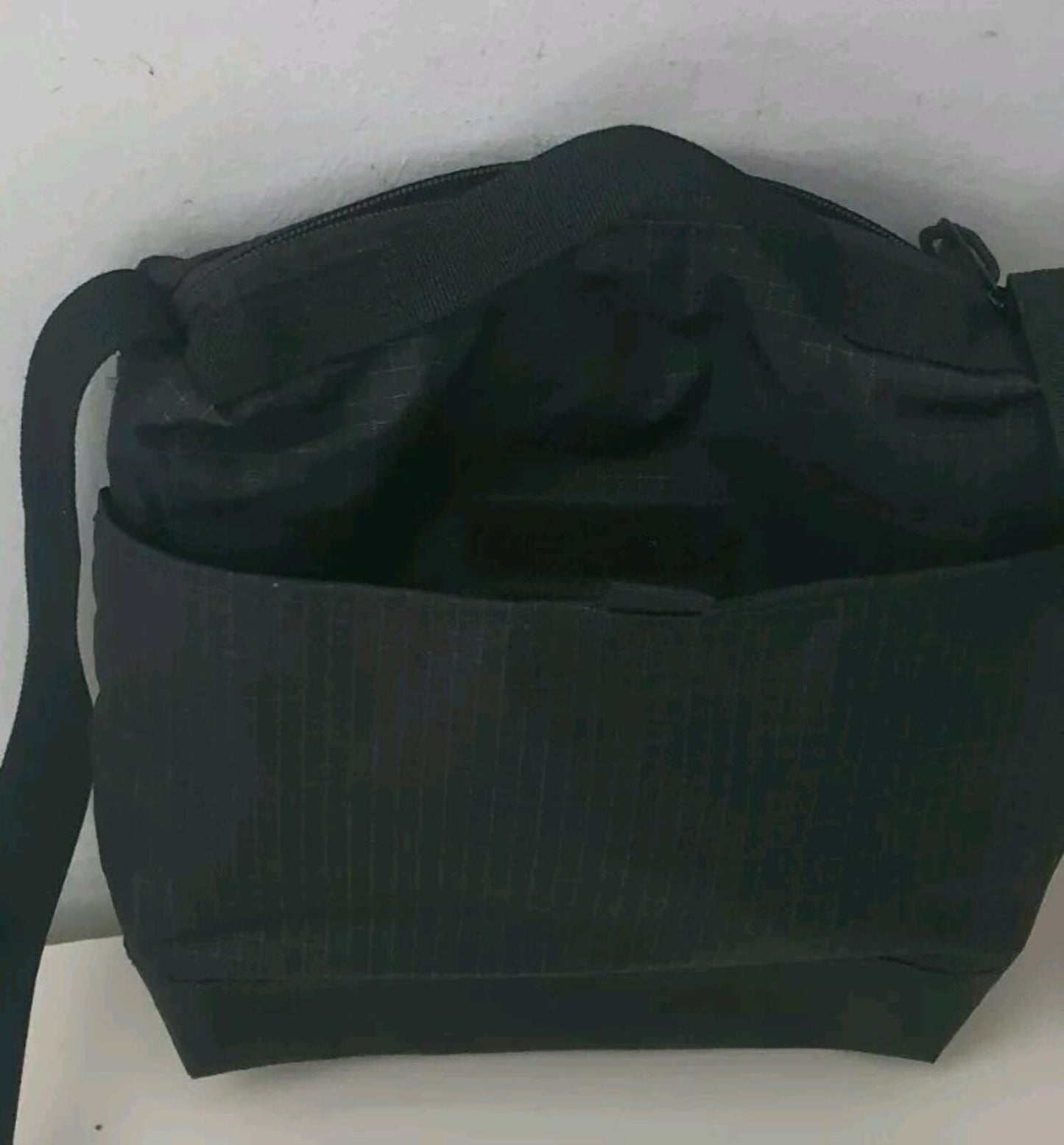 FW23 Supreme Shoulder Bag Black