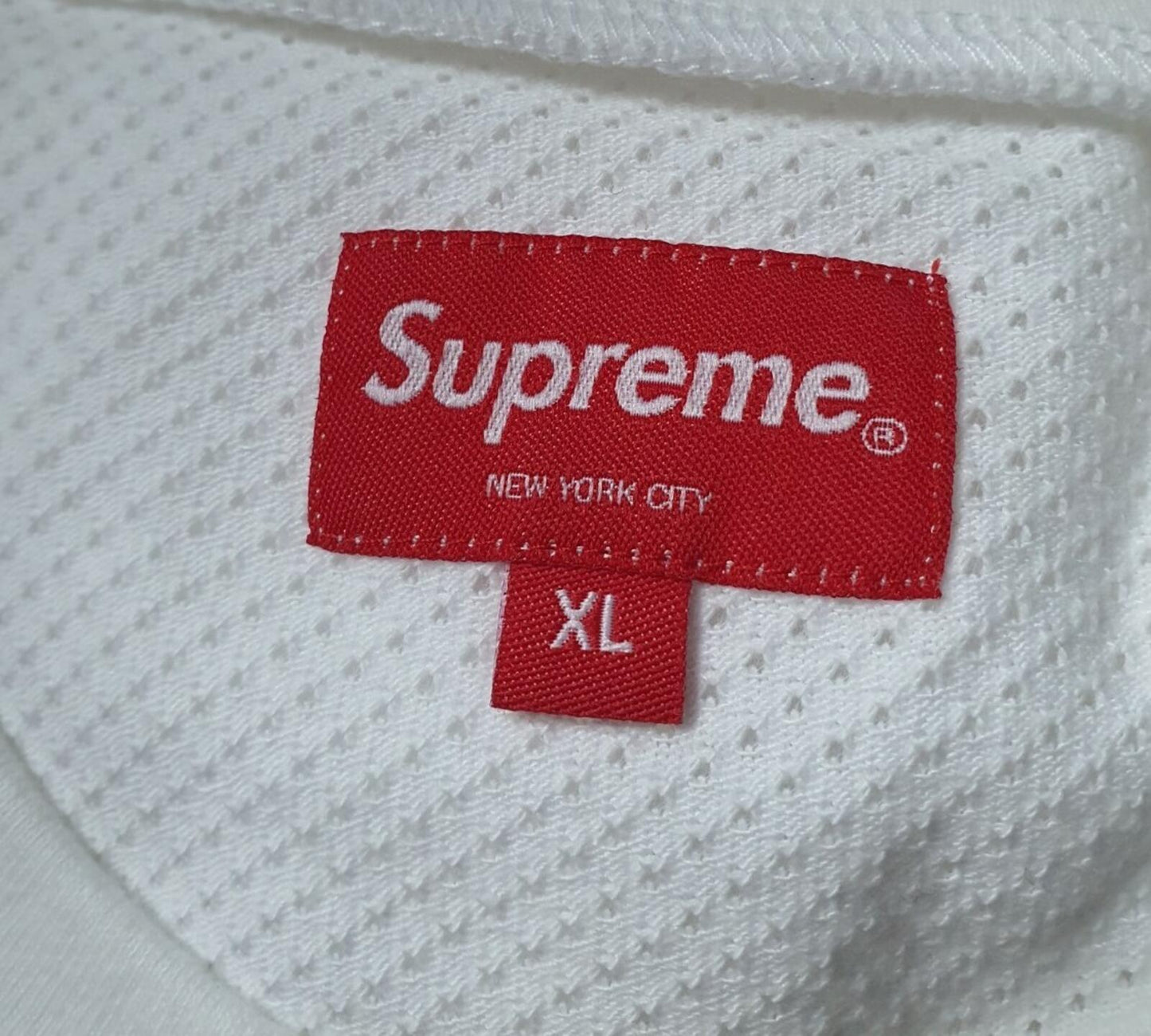 SS20 Supreme Cotton Mesh Gradient Logo Top Tee White Size XL