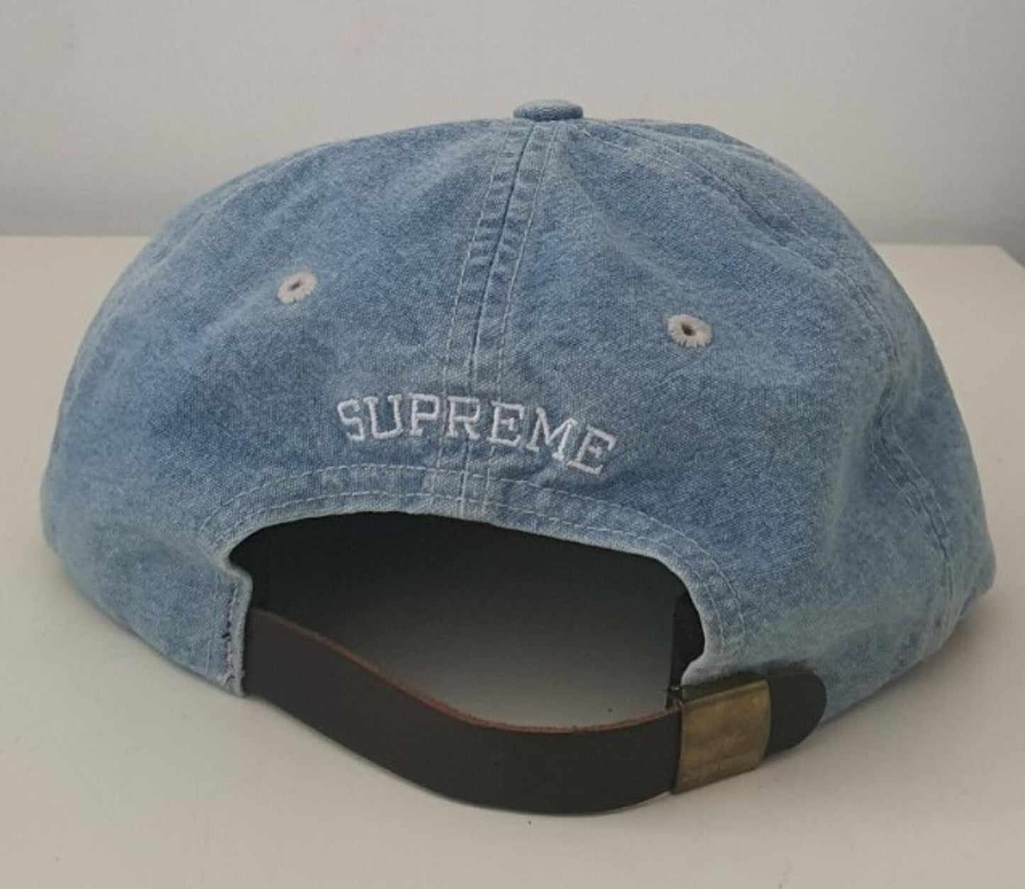 Gorra de 6 paneles SS18 Supreme Washed Chambray S Logo, color azul claro