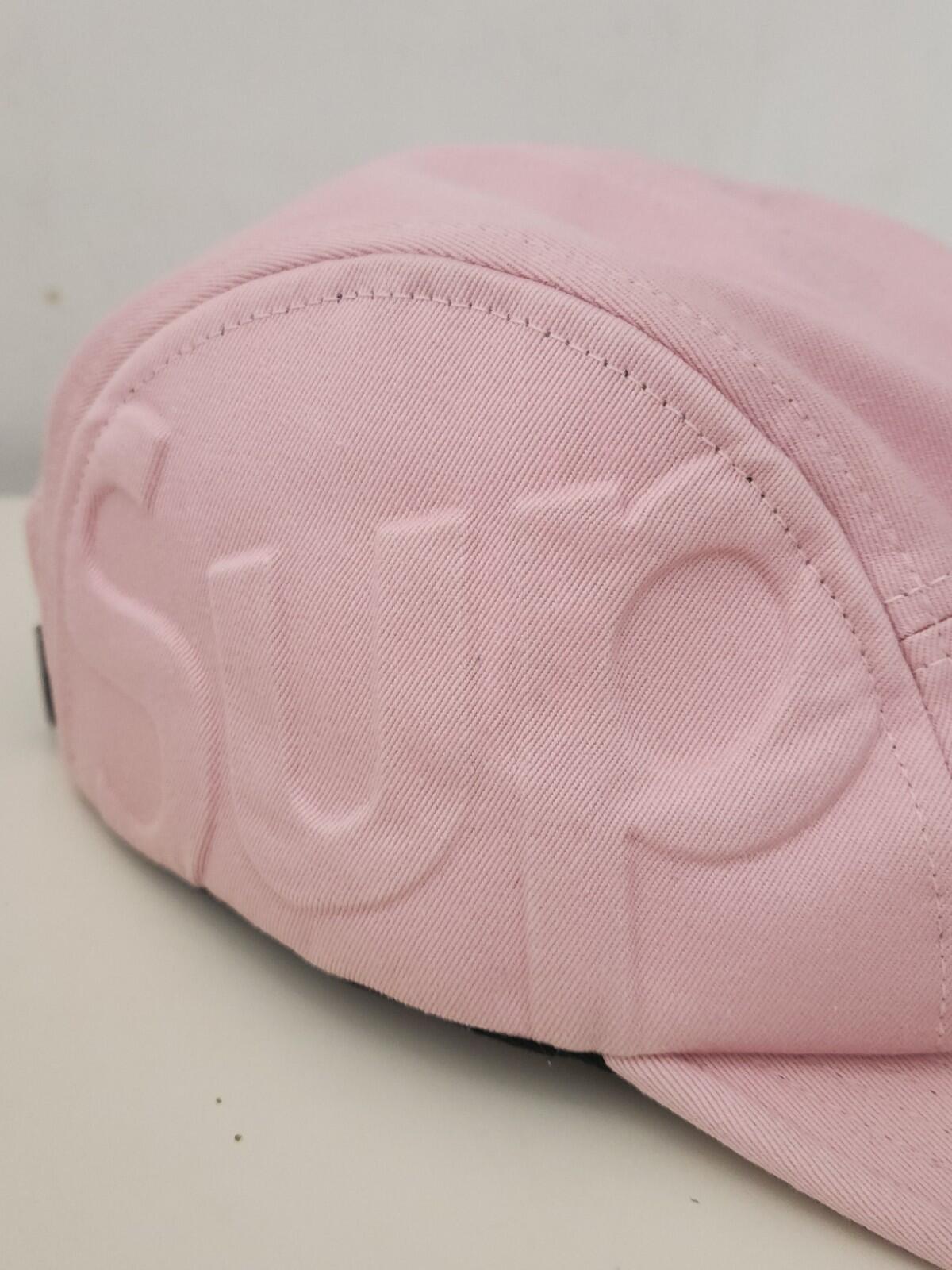 Gorra FW16 Supreme Raised Sup Camp rosa
