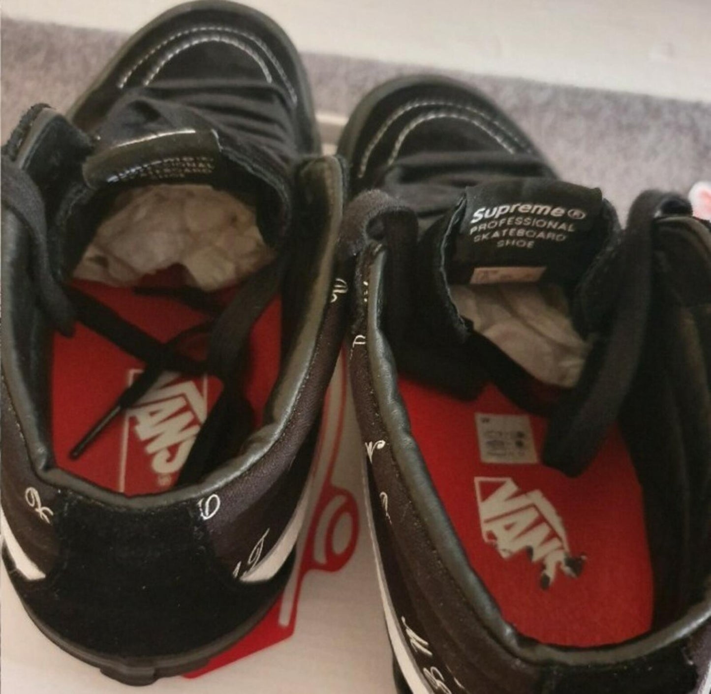 FW15 Supreme Vans Eat Me Sk8-Mid  1/1 factory defect Black Size UK 8 US 9 EUR 42
