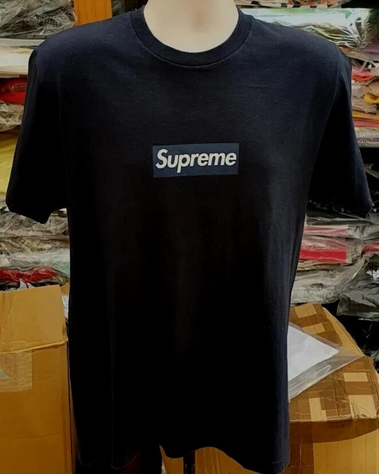 SS15 Supreme New York Yankees Box Logo Tee Navy Größe L