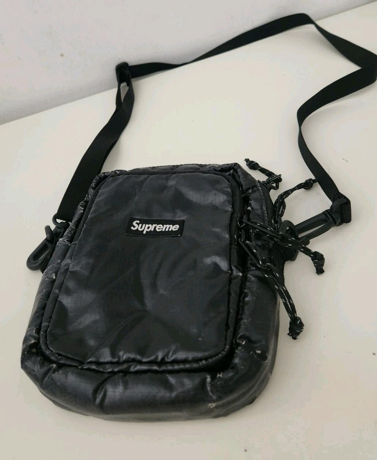 FW17 Supreme Shoulder Bag Black