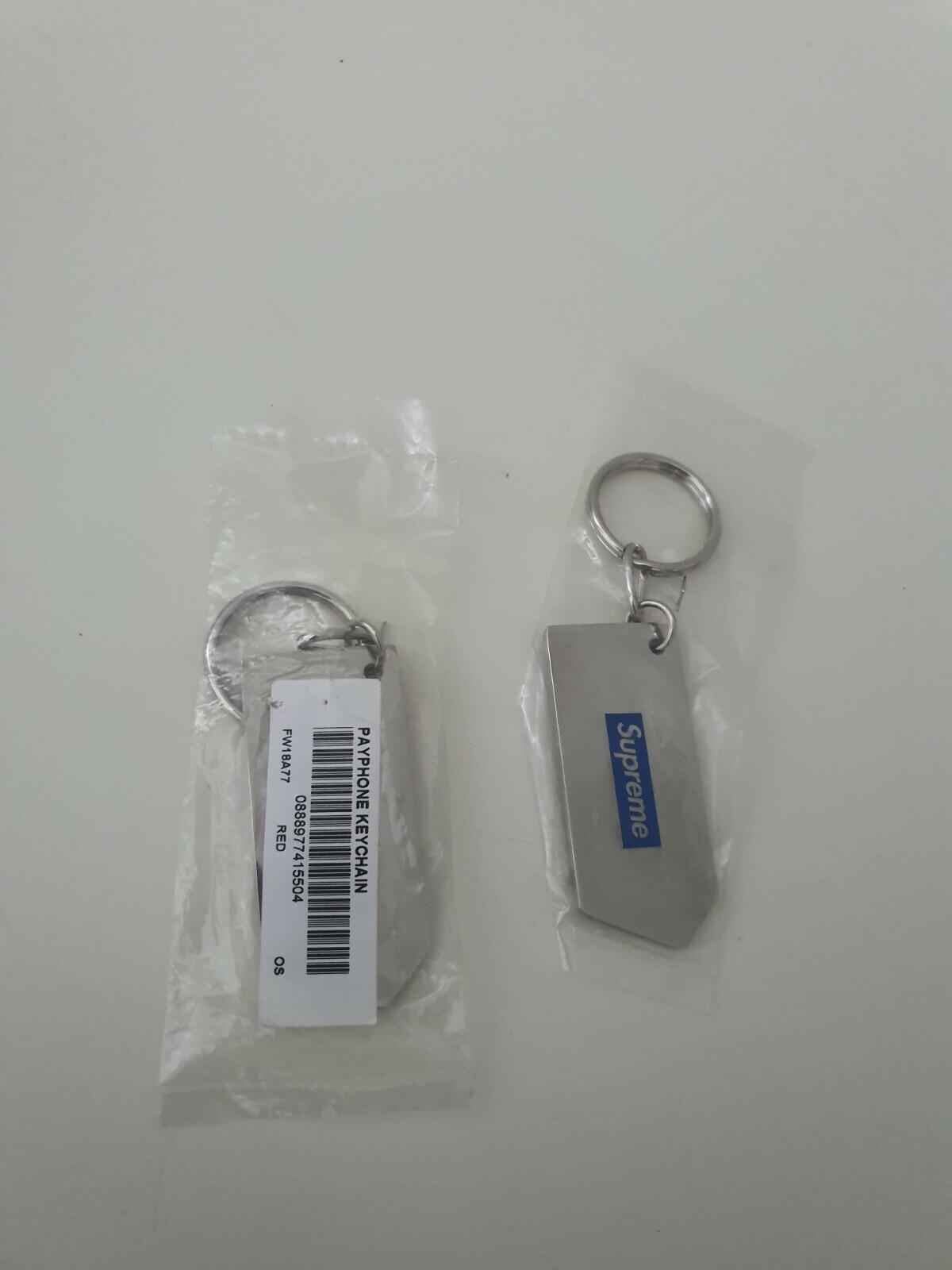2x FW18 Supreme payphone keychains keyrings small box logo blue red Accessory
