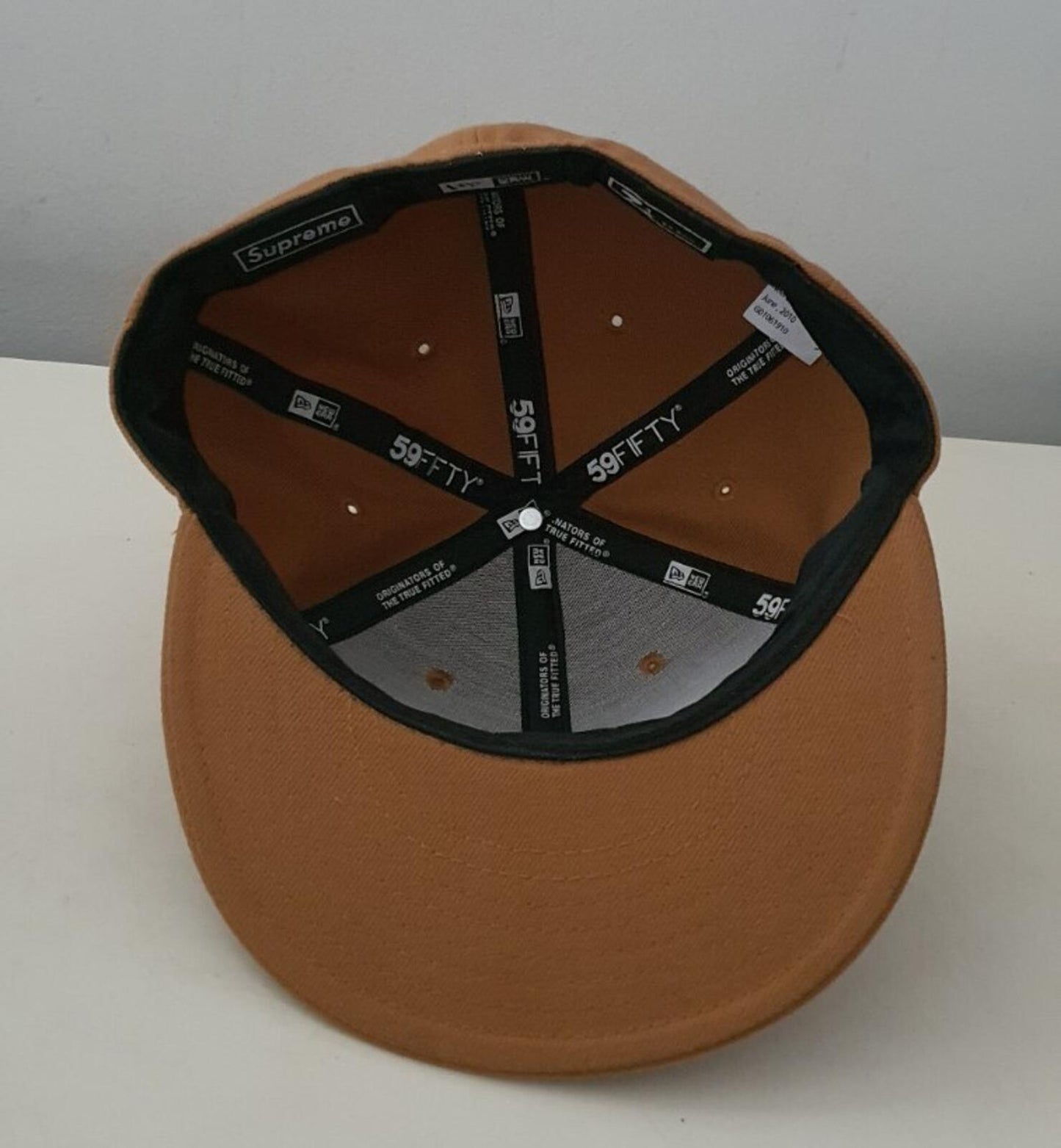 FW10 Supreme Classic Logo New Era brown hat cap 7 1/8 vintage 2010 Very Rare