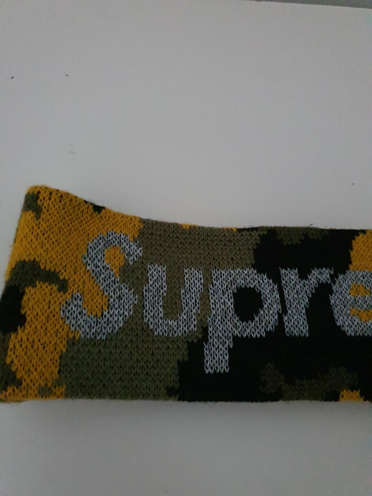 Cinta para la cabeza con logo reflectante Supreme New Era FW17, camuflaje amarillo, accesorio