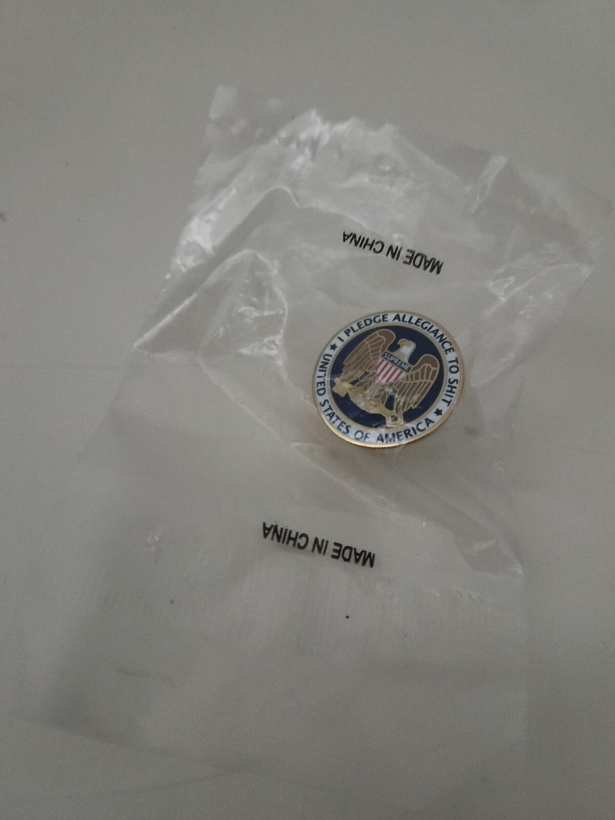 FW17 Supreme Pledge Allegiance pin metal badge United States Eagle USA Gold