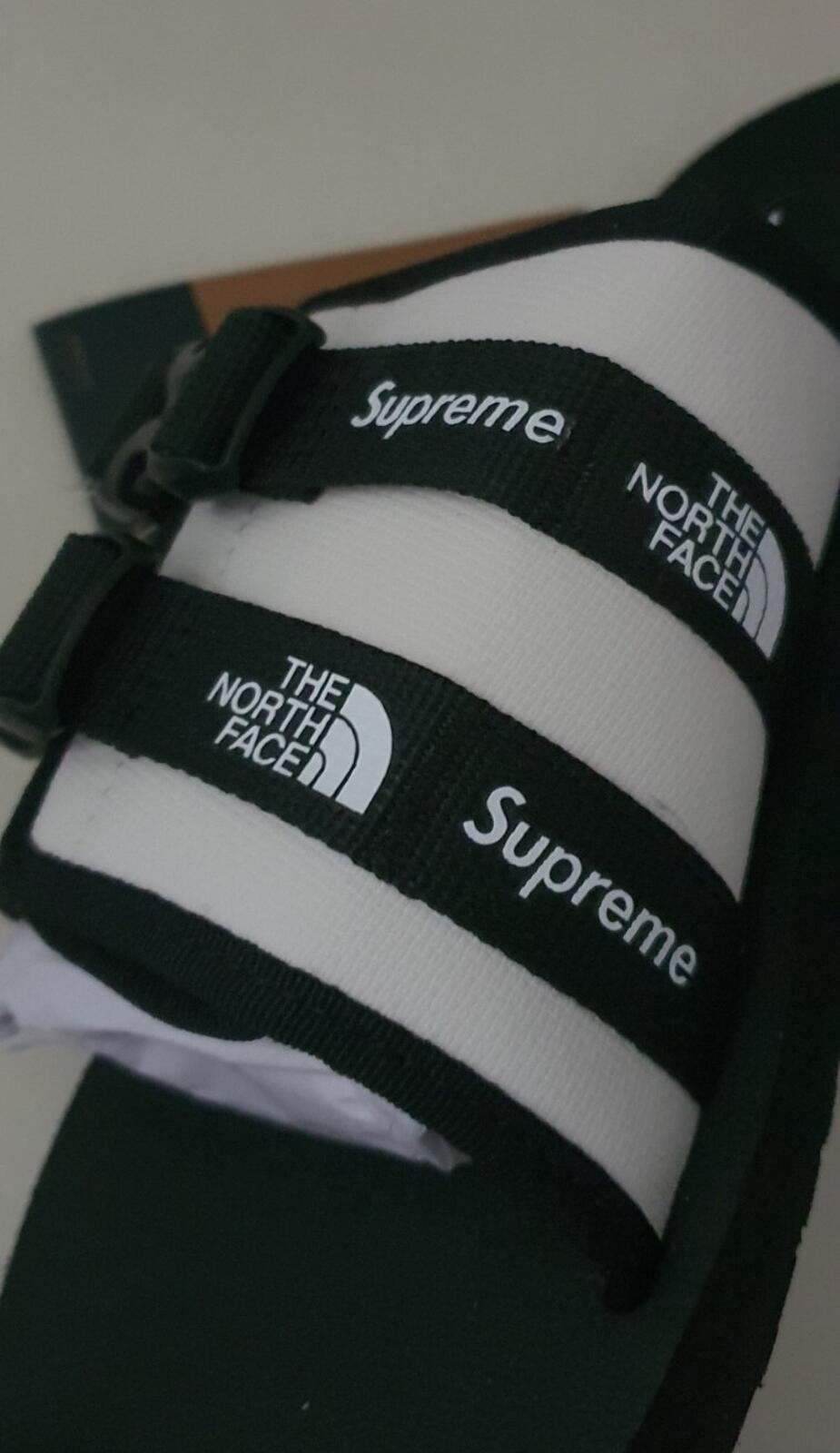 SS22 Supreme The North Face Trekking Sandal Slides Stone UK 7 US 8 EU 40.5 Weiß