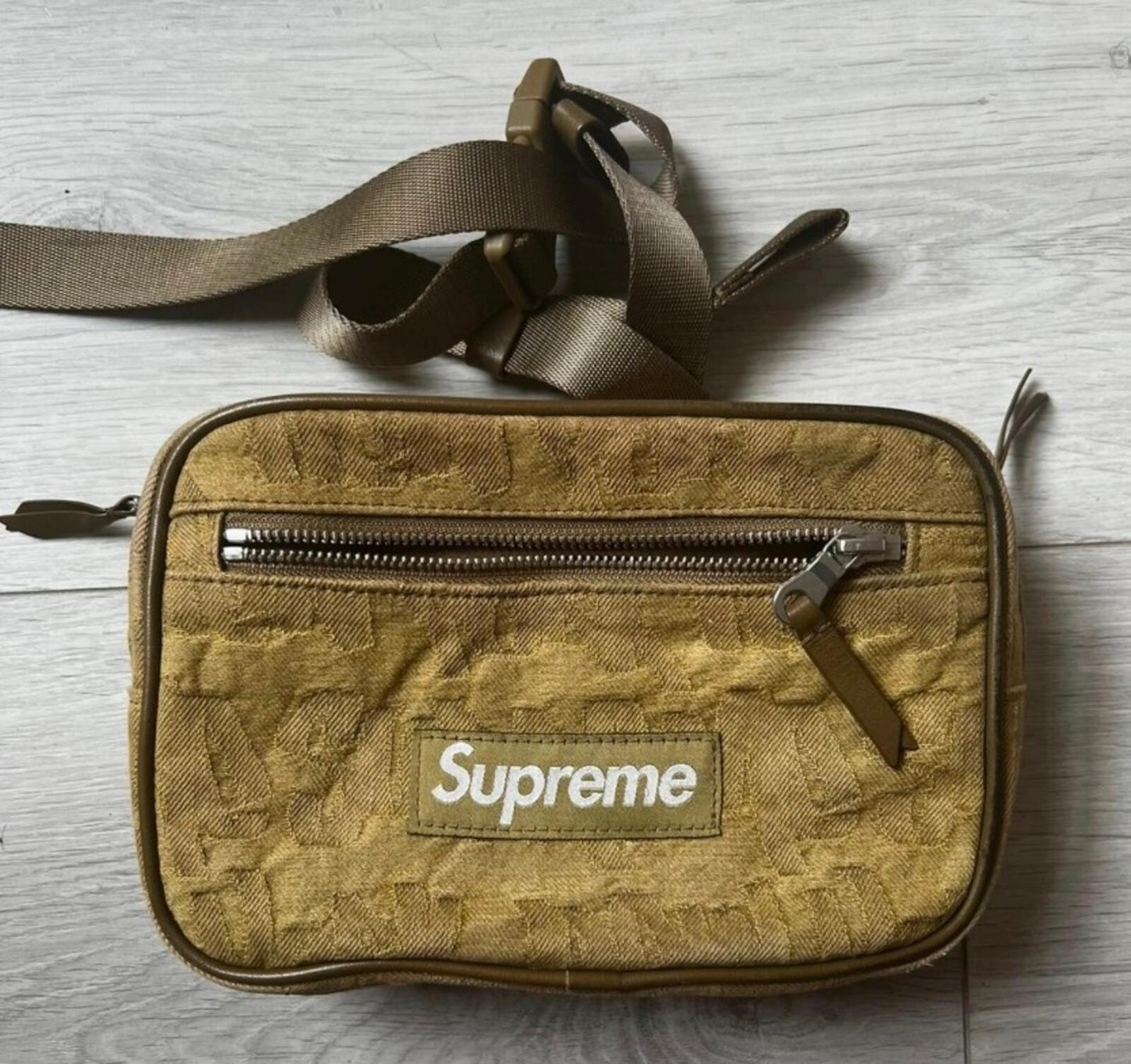 SS22 Supreme Fat Tip Jacquard Denim Waist Bag Olive