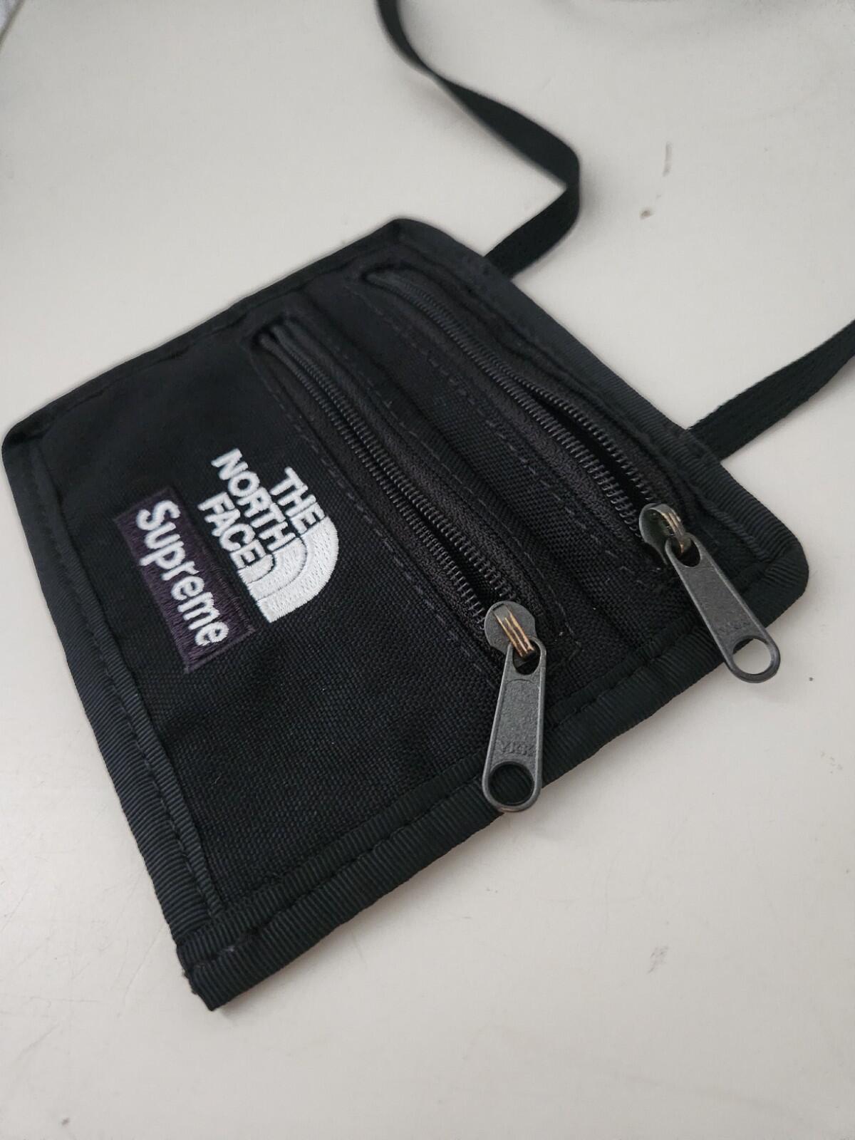 FW18 Supreme x The North Face Expedition Travel Wallet Nylon Bag Pouch Black