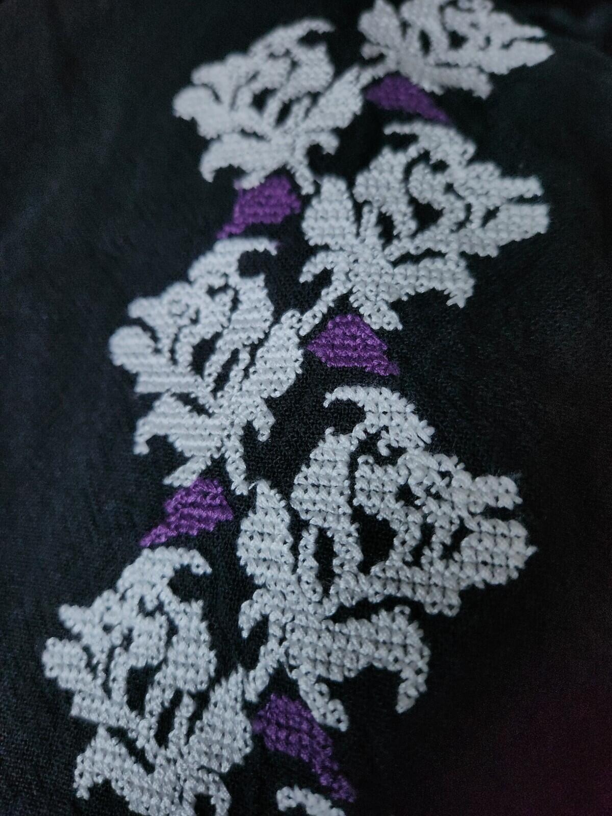 SS23 Supreme Needlepoint S/S Shirt size L large Black Button Up Embroidered