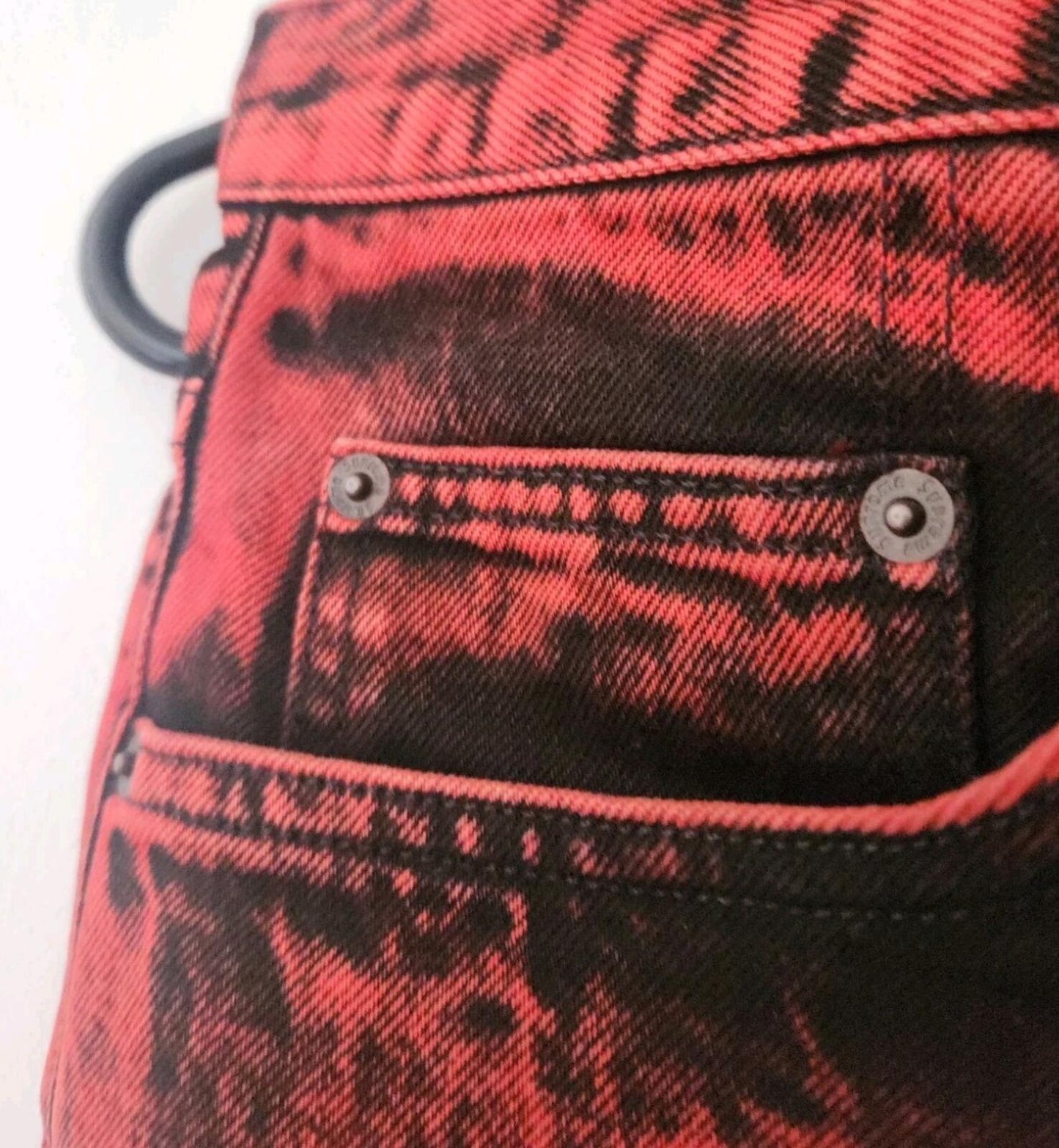 SS20 Supreme washed regular jeans size 32 W32 L32 Red denim Stone Wash