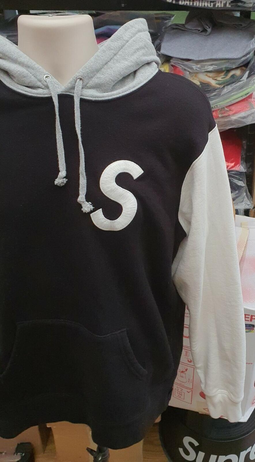 SS19 Supreme S Logo Colorblocked Kapuzenpullover Schwarz Größe M