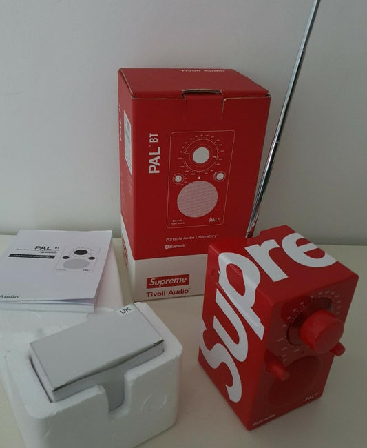 SS18 Supreme x Tivoli audio PAT radio Bluetooth portátil altavoz rojo PVP £288
