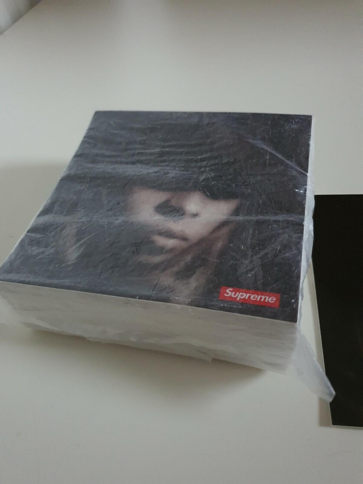 100 FW19 Supreme Mary J. Blige stickers (1x brick) 100% authentic