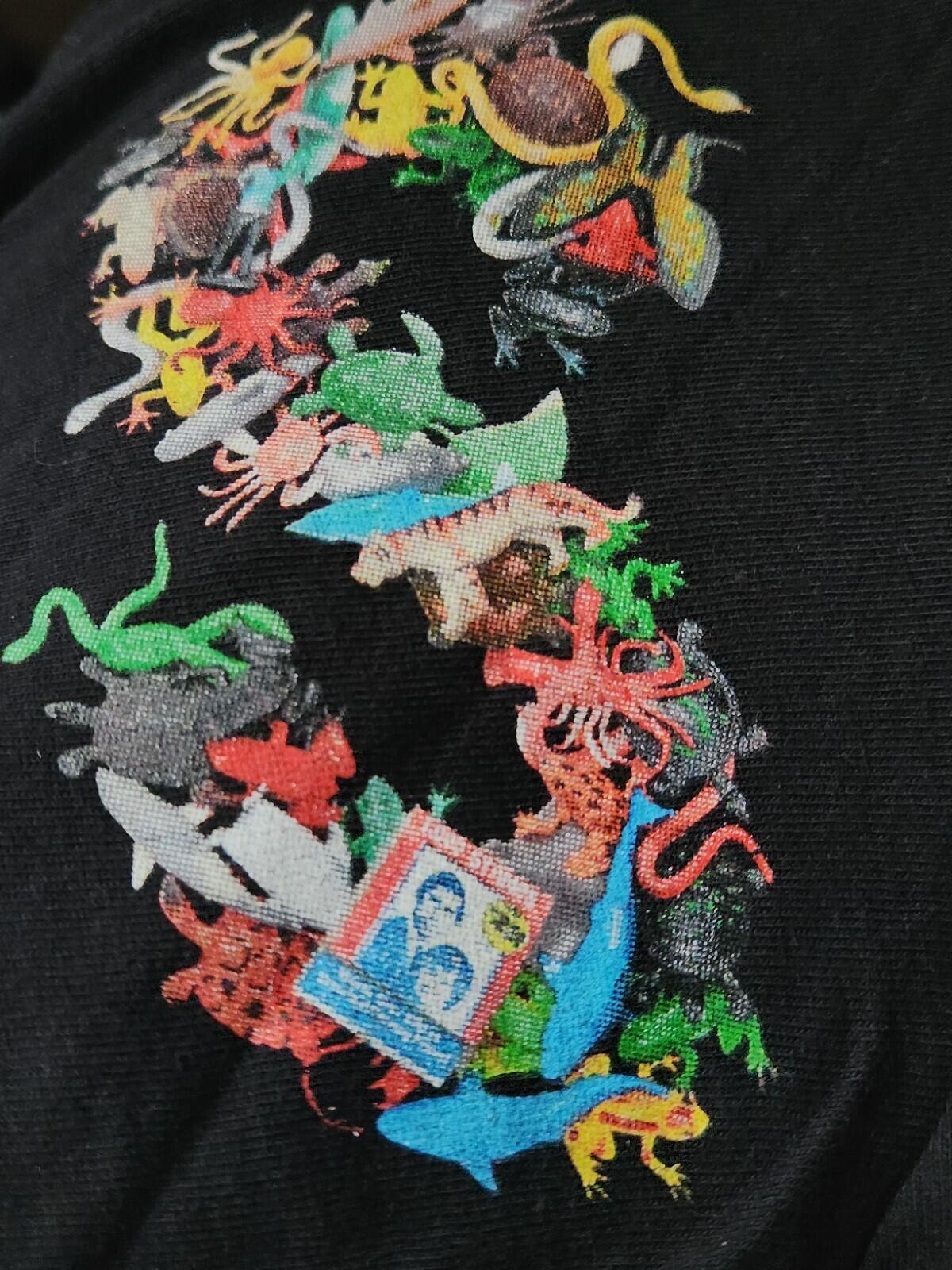 SS21 Supreme Toy Pile Tee size L Large Black T-shirt big logo