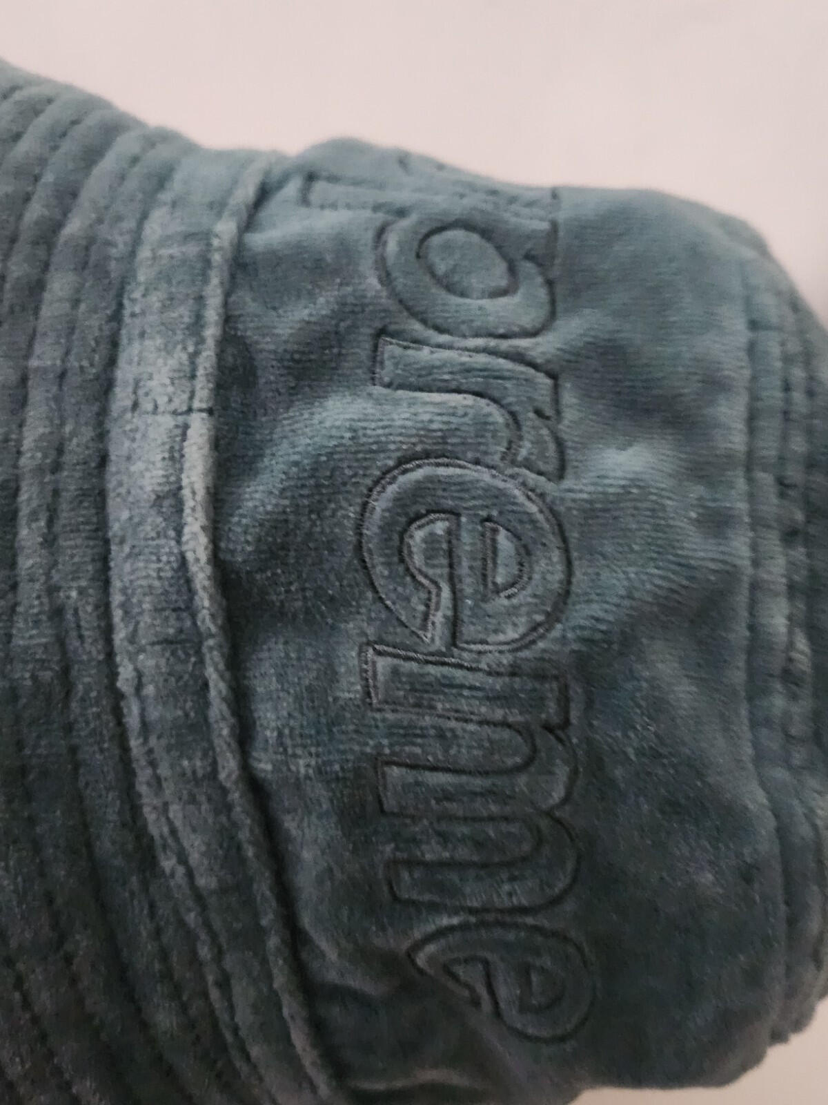 SS18 Supreme x Lacoste Velour crusher size M Medium Teal bucket hat