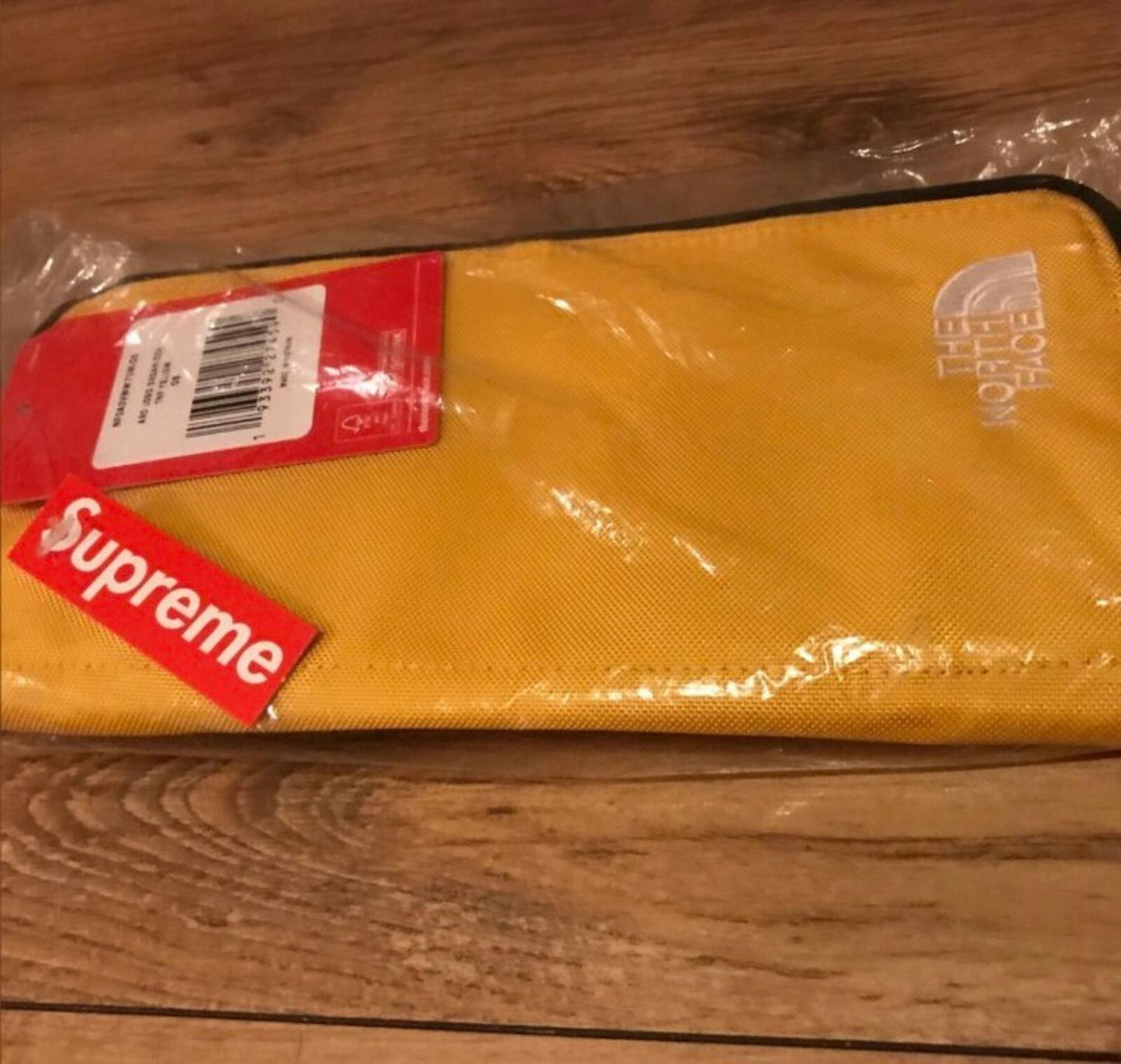 SS19 Supreme x THE NORTH FACE Arc Logo Organizer Bag Geldbörse Gelb