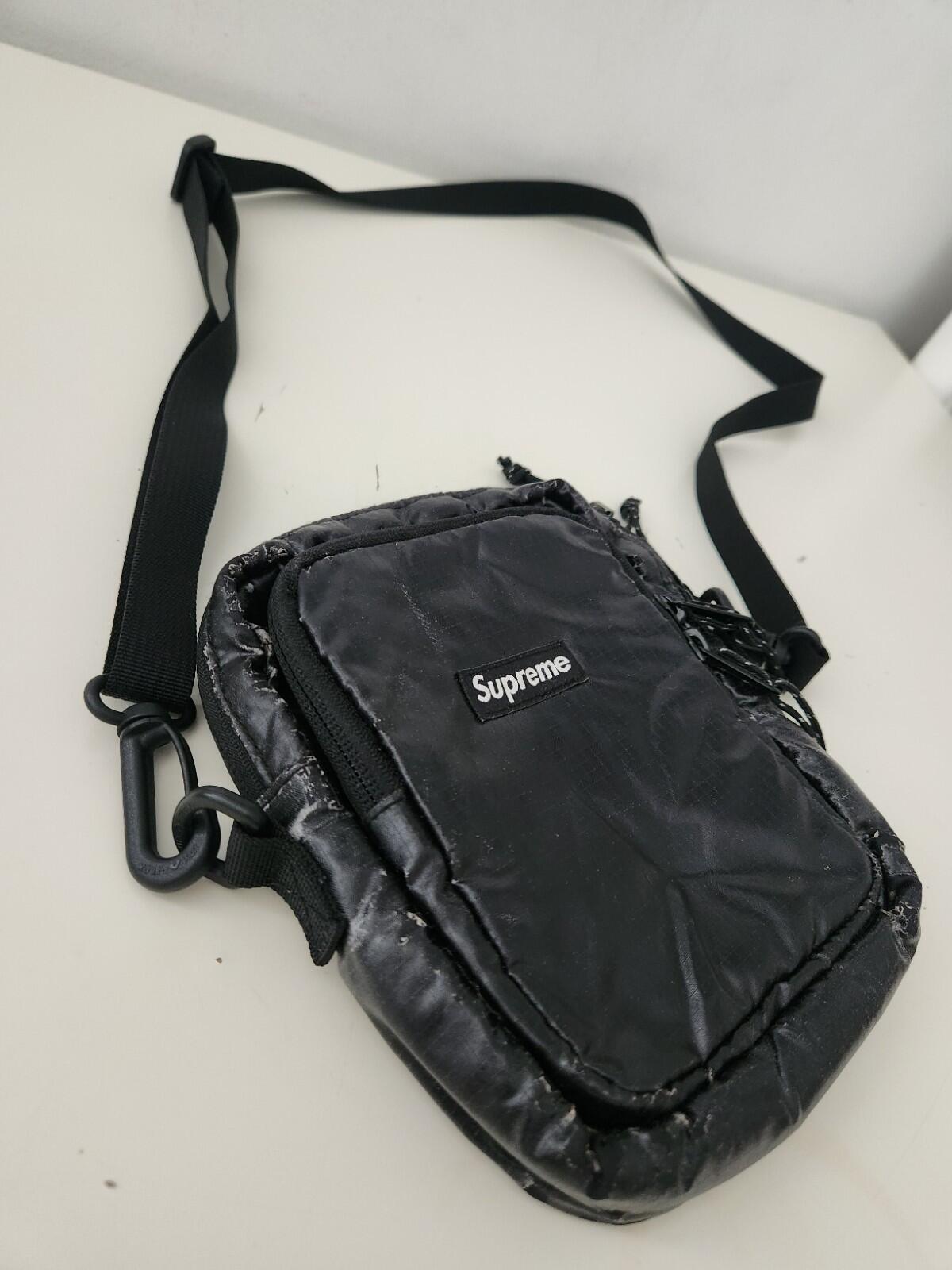 FW17 Supreme Shoulder Bag Black