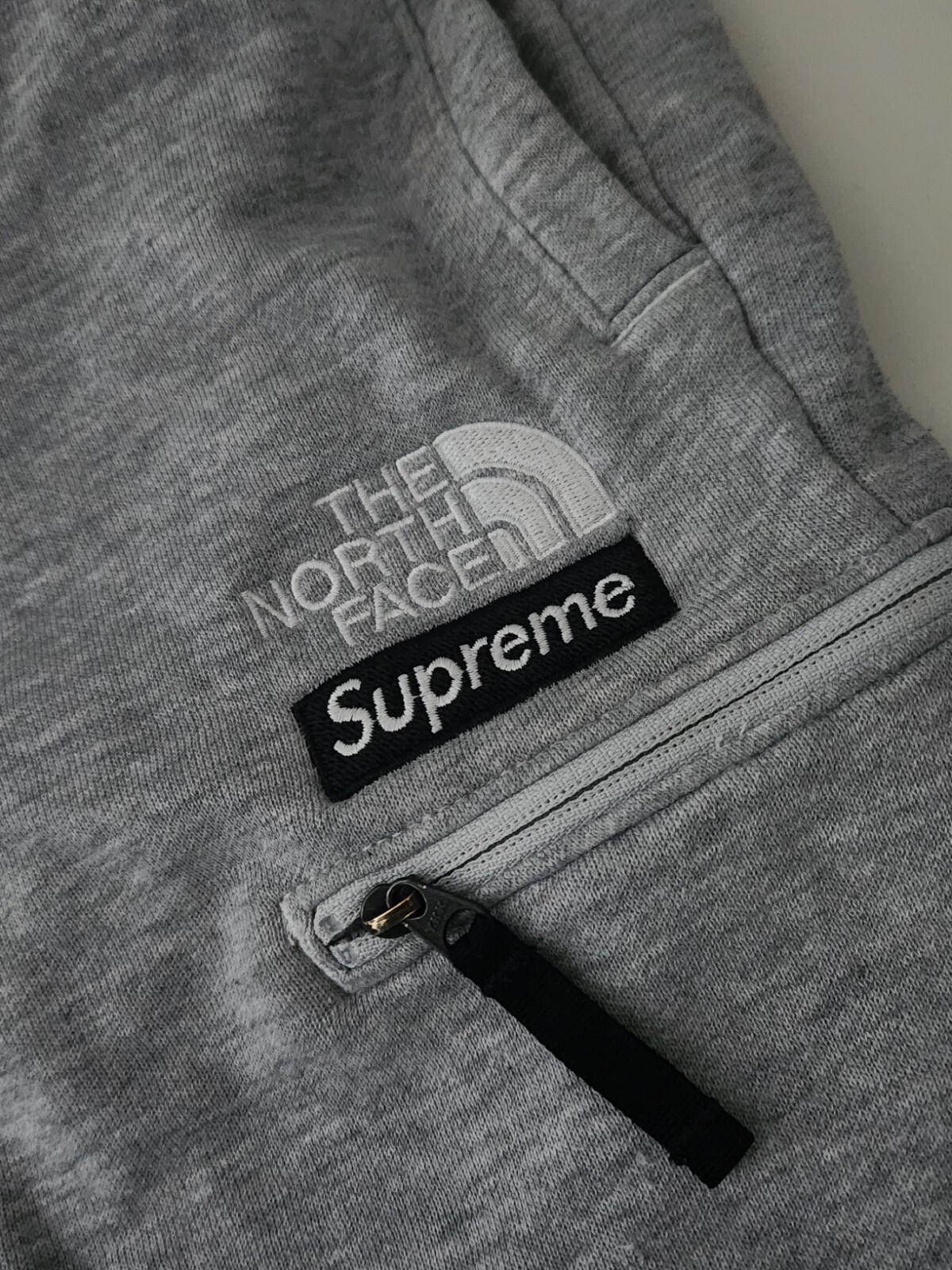 SS23 Supreme x The North Face sweatshort Size S small shorts 30 Heather Grey