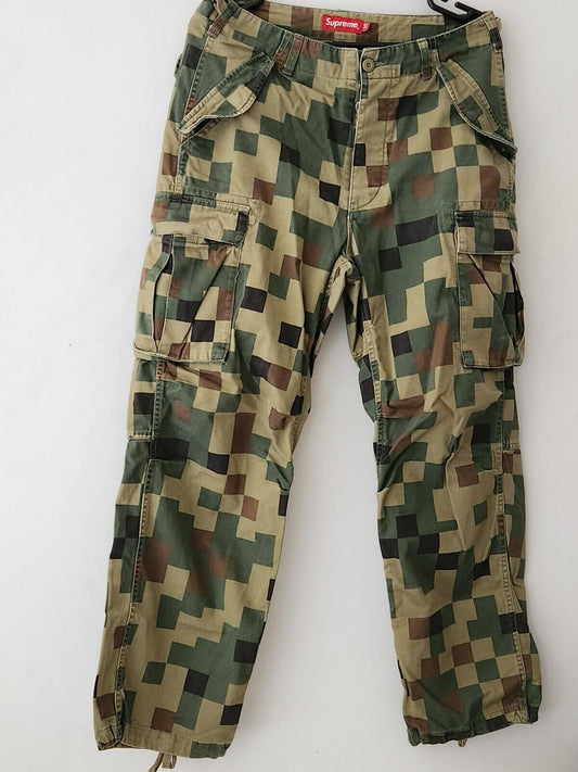 FW20 Supreme cargo pant size 30 W30 L30 Olive Digi Camo