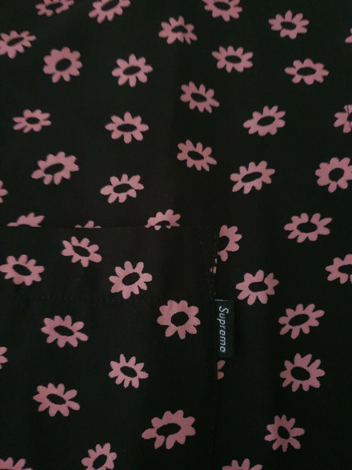 SS18 Supreme Flowers Rayon Shirt Black Size M