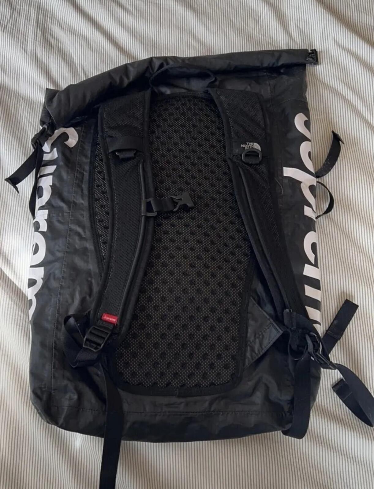 SS17 Supreme x The North Face waterproof backpack Black TNF Bag