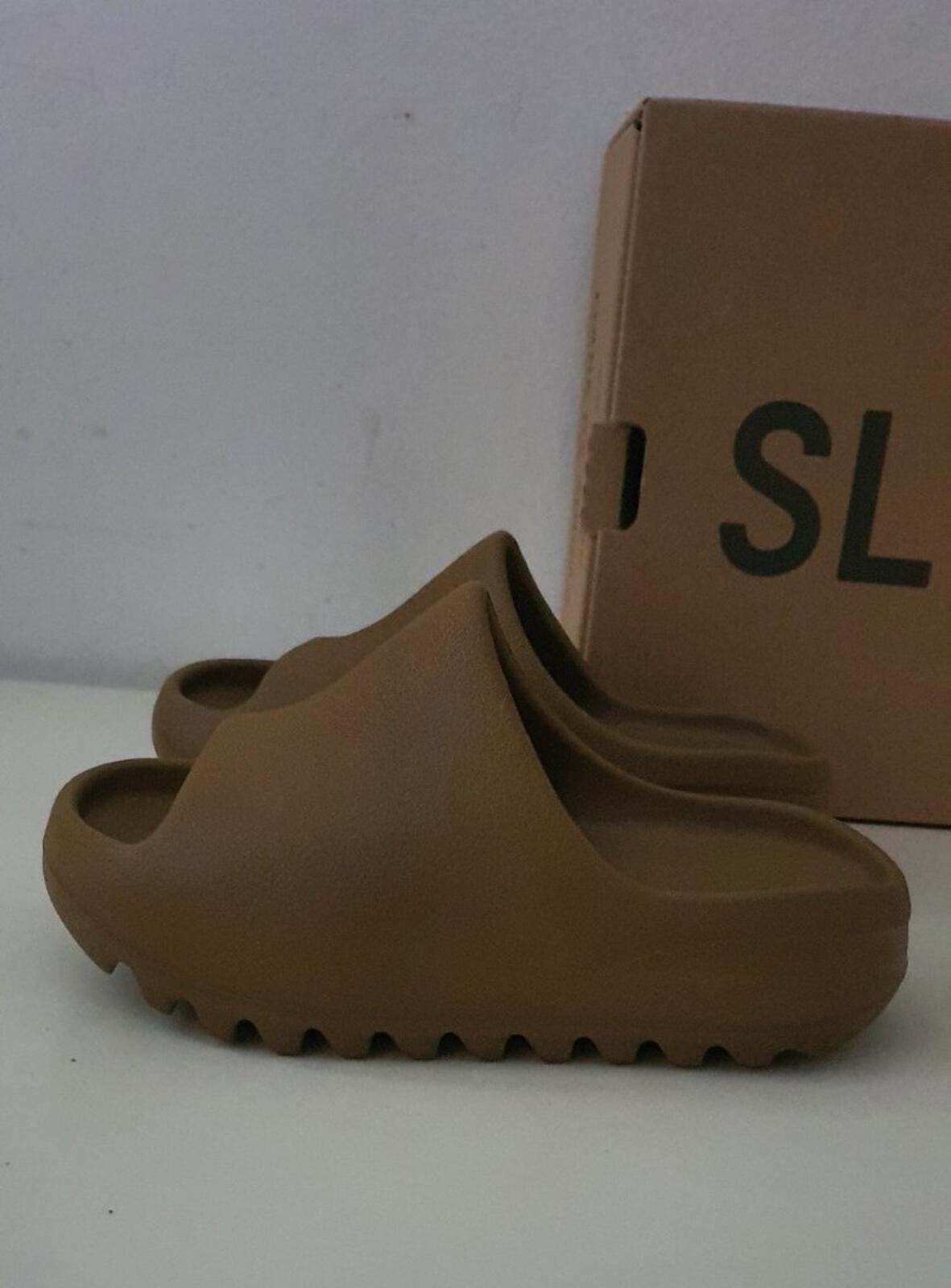 KIDS ADIDAS YEEZY SLIDE US 11K UK 11K EUR 29 KIDS slides Ochre New