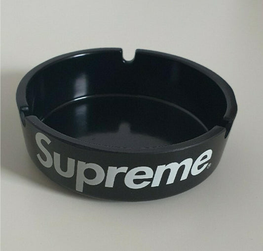 SS08 Supreme black plastic ashtray vintage from 2008 Very Rare