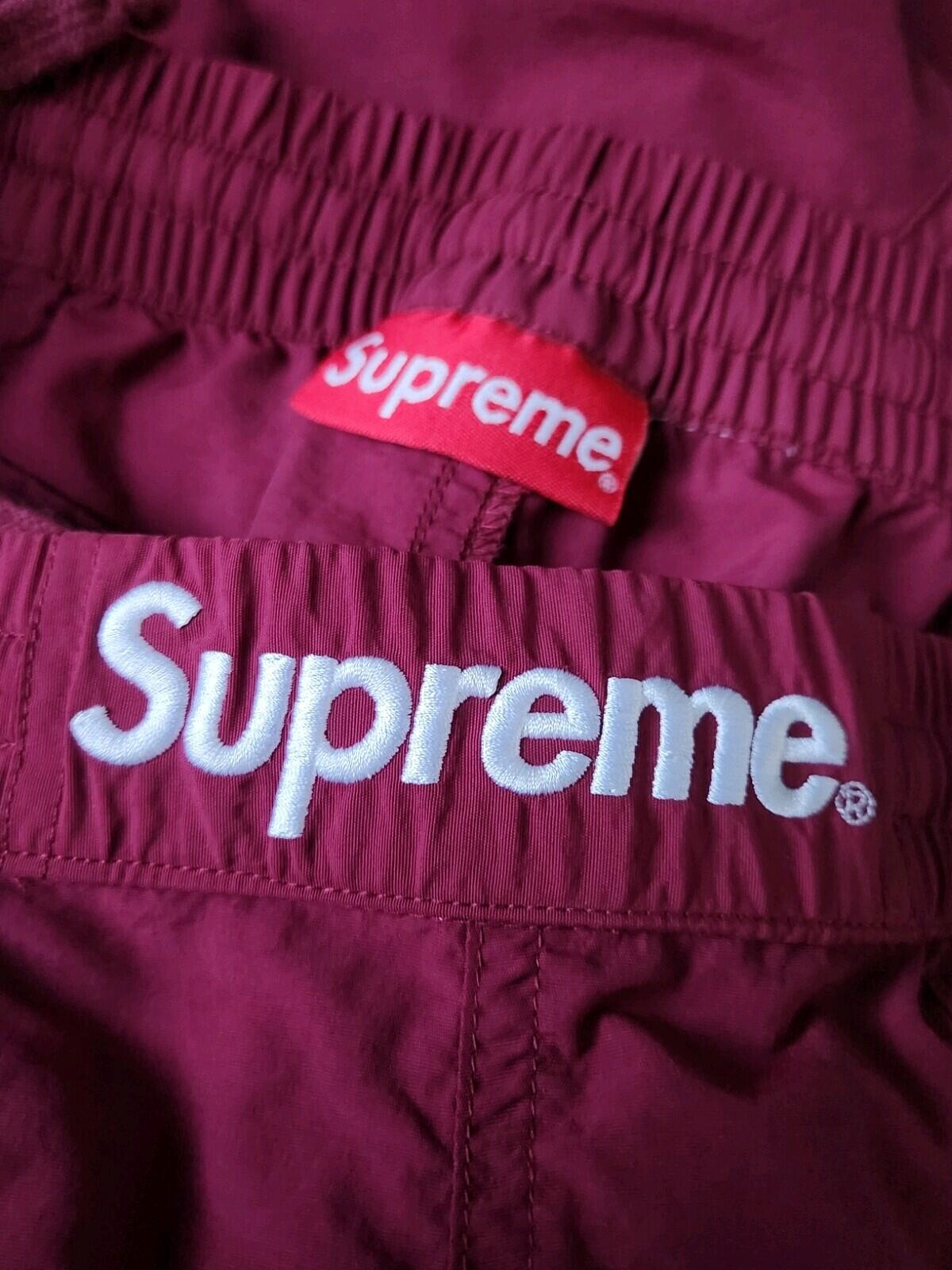 FW19 Supreme Paneled Warm Up Hose Pflaume Größe M Wasserabweisend