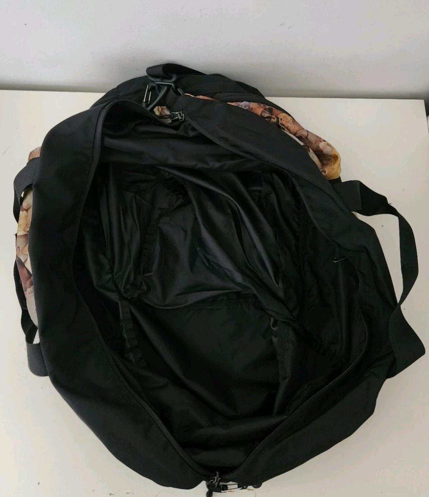 FW16 Supreme x The North Face Apex Duffle Bag Leaves TNF Nylon Duffel