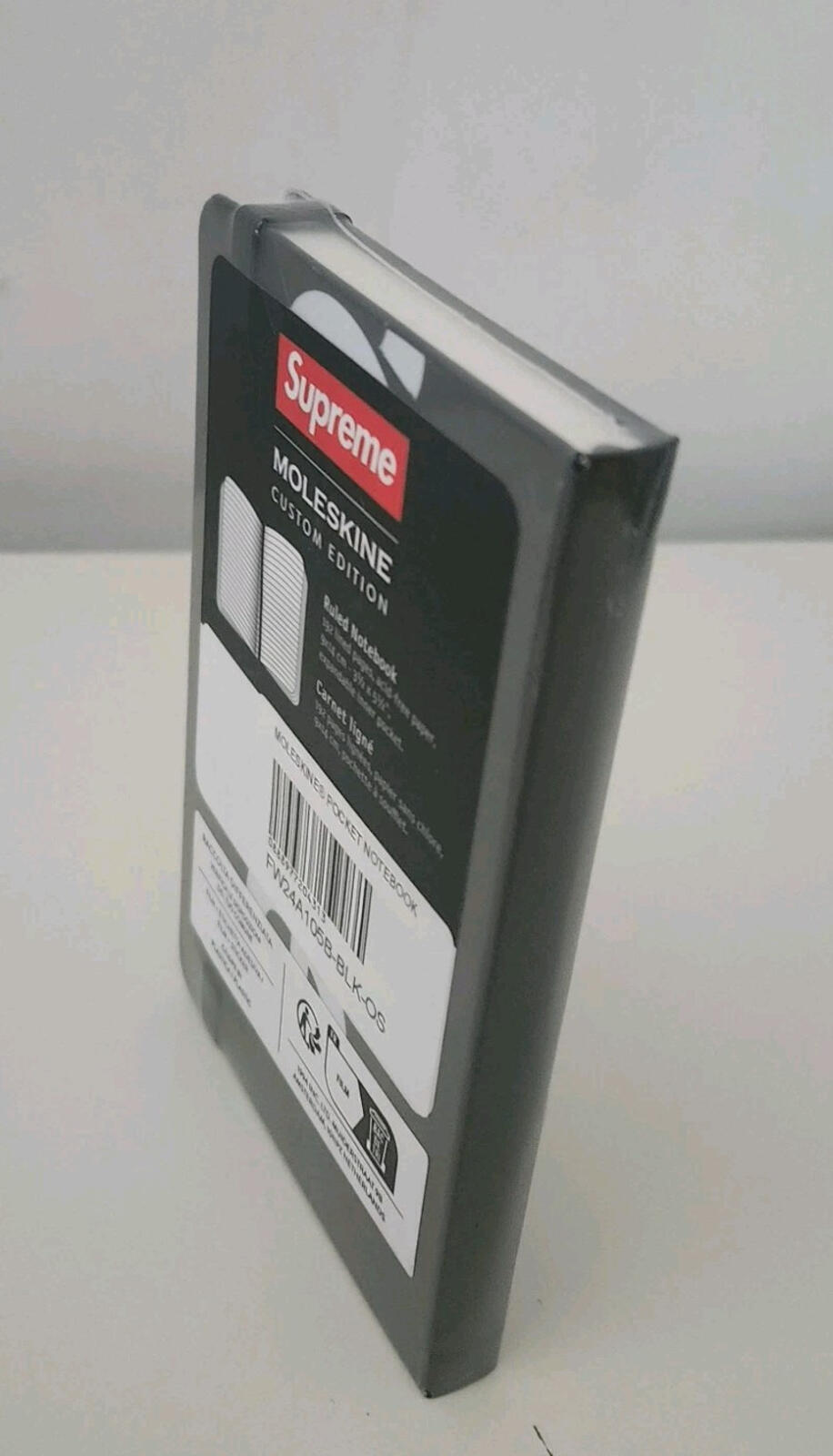 FW24 Supreme Moleskine Pocket Notebook Negro