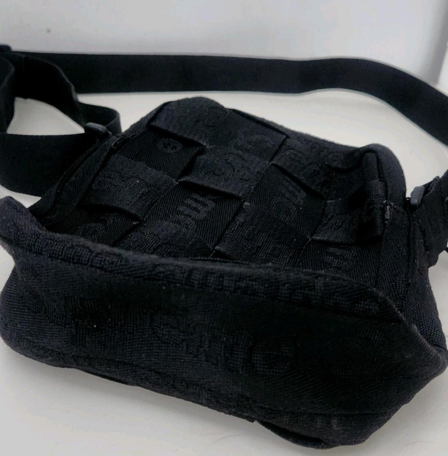 SS24 Supreme woven shoulder bag  black