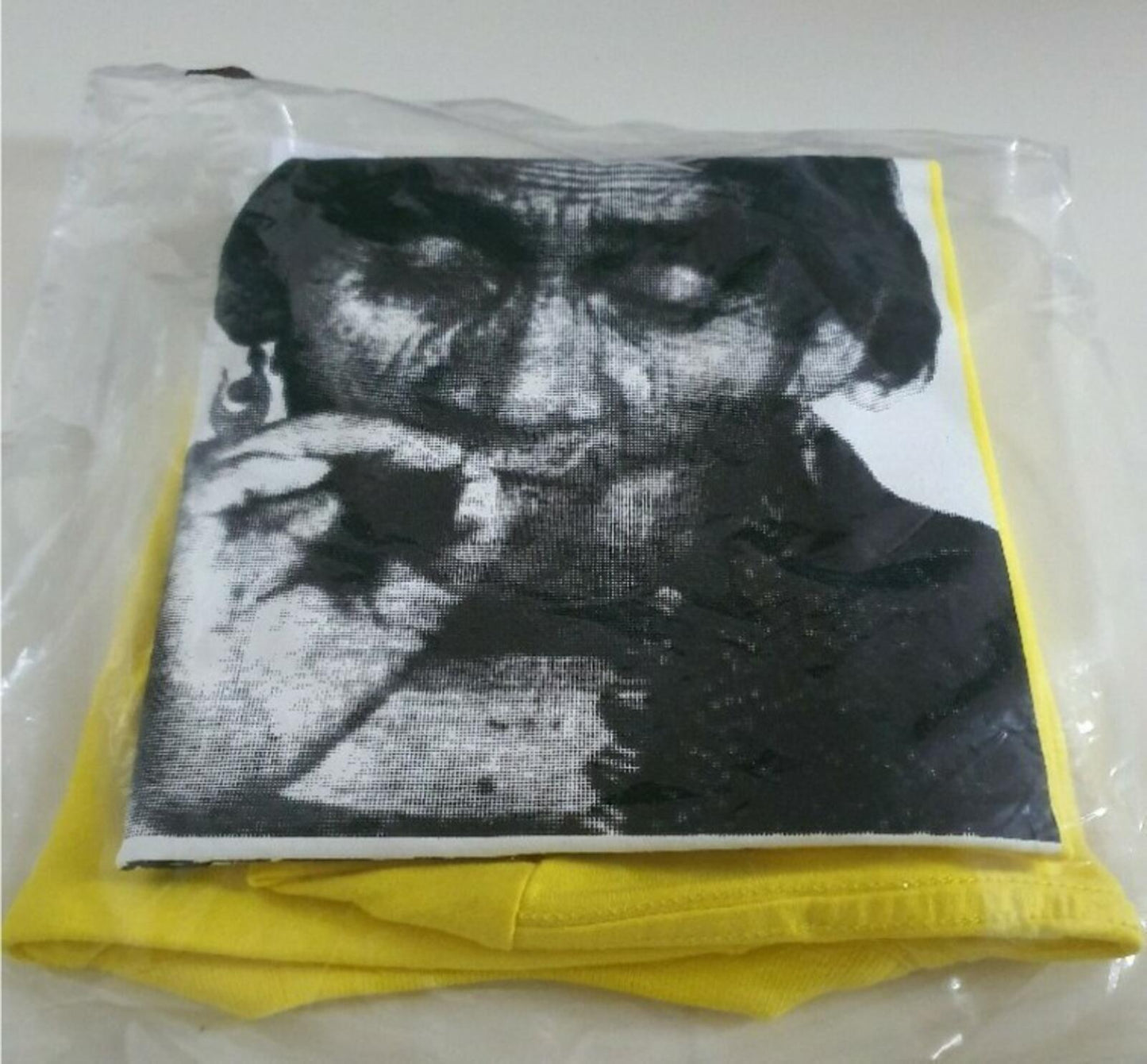 FW19 Supreme Aguila Tee Amarillo Talla M