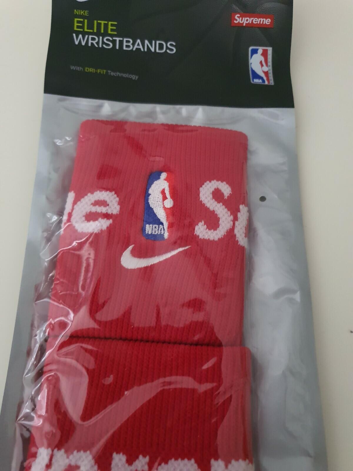 SS19 Supreme x Nike x NBA Baloncesto Elite muñequeras rojas Nuevo accesorio Dri-FIT