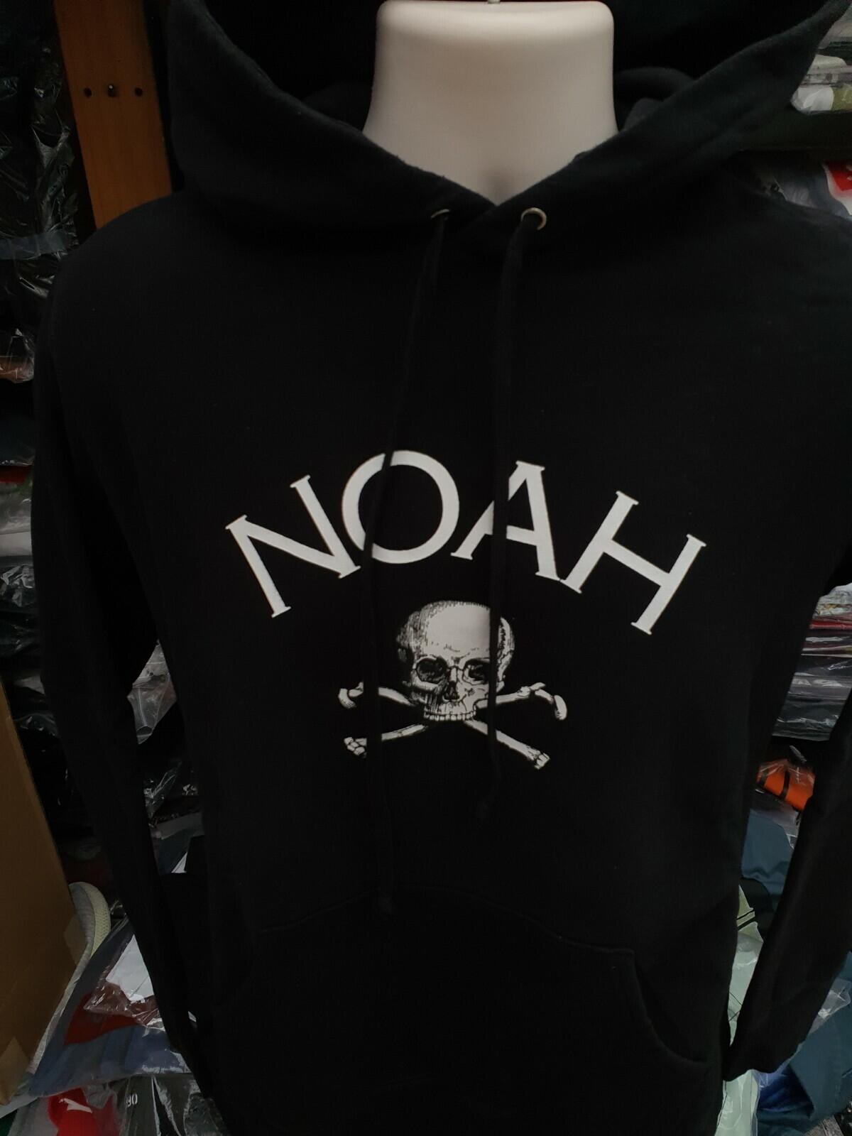NOAH Jolly Roger black hooded sweatshirt size L large from 2015 hoodie