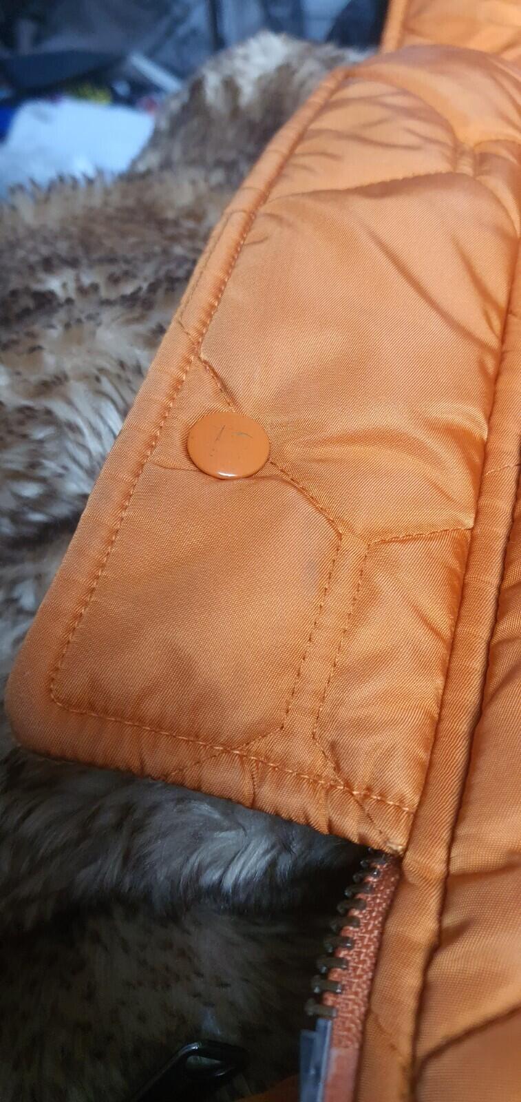 FW15 Supreme Quilted Flight Satin Parka Orange Jacke M Medium Mantel Selten