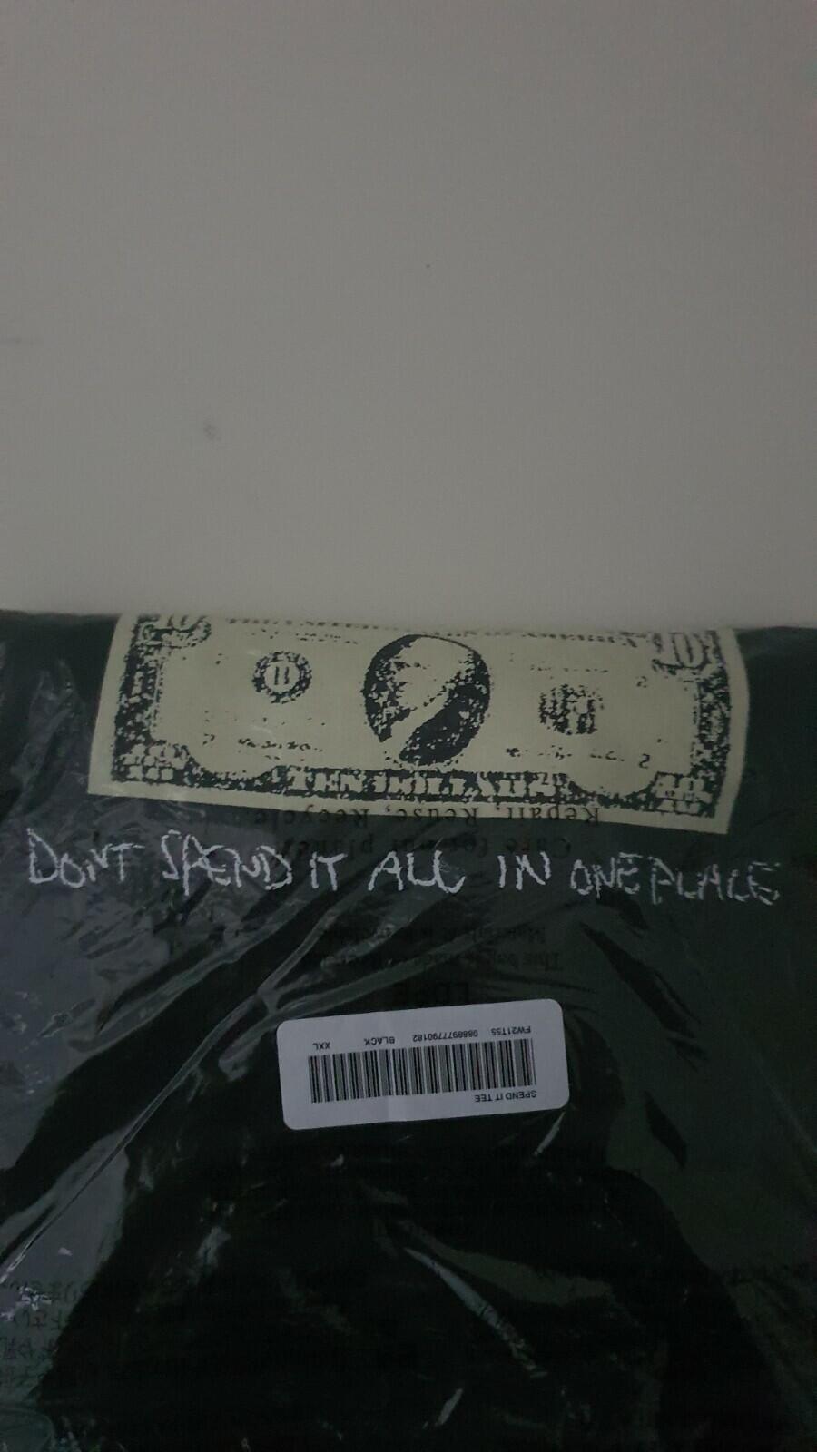 FW21 Supreme Spend it tee t-shirt black size XXL 2XL Christmas New And Unopened