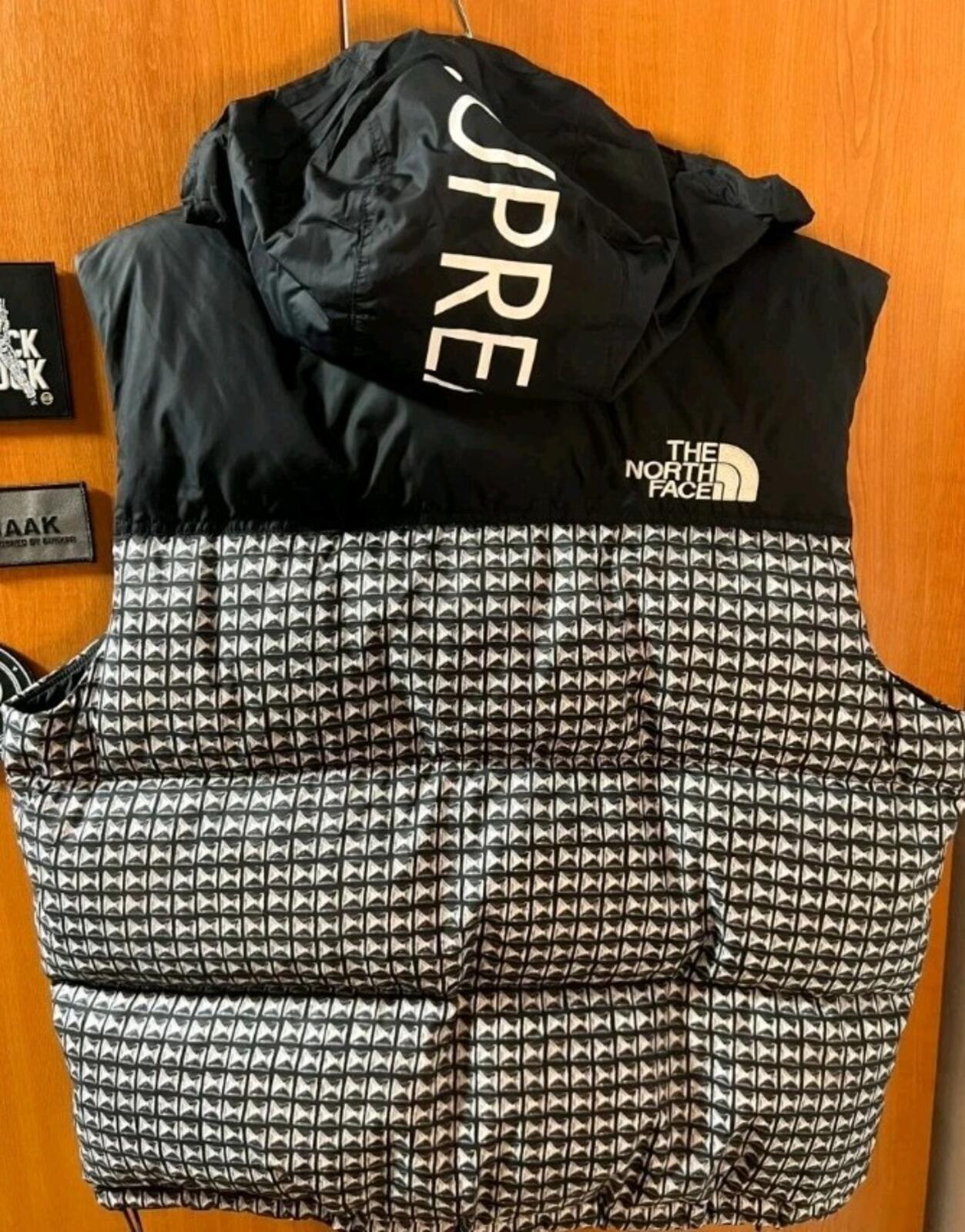 SS21 Supreme x The North Face Studded Nuptse Weste Puffer Schwarz Größe M