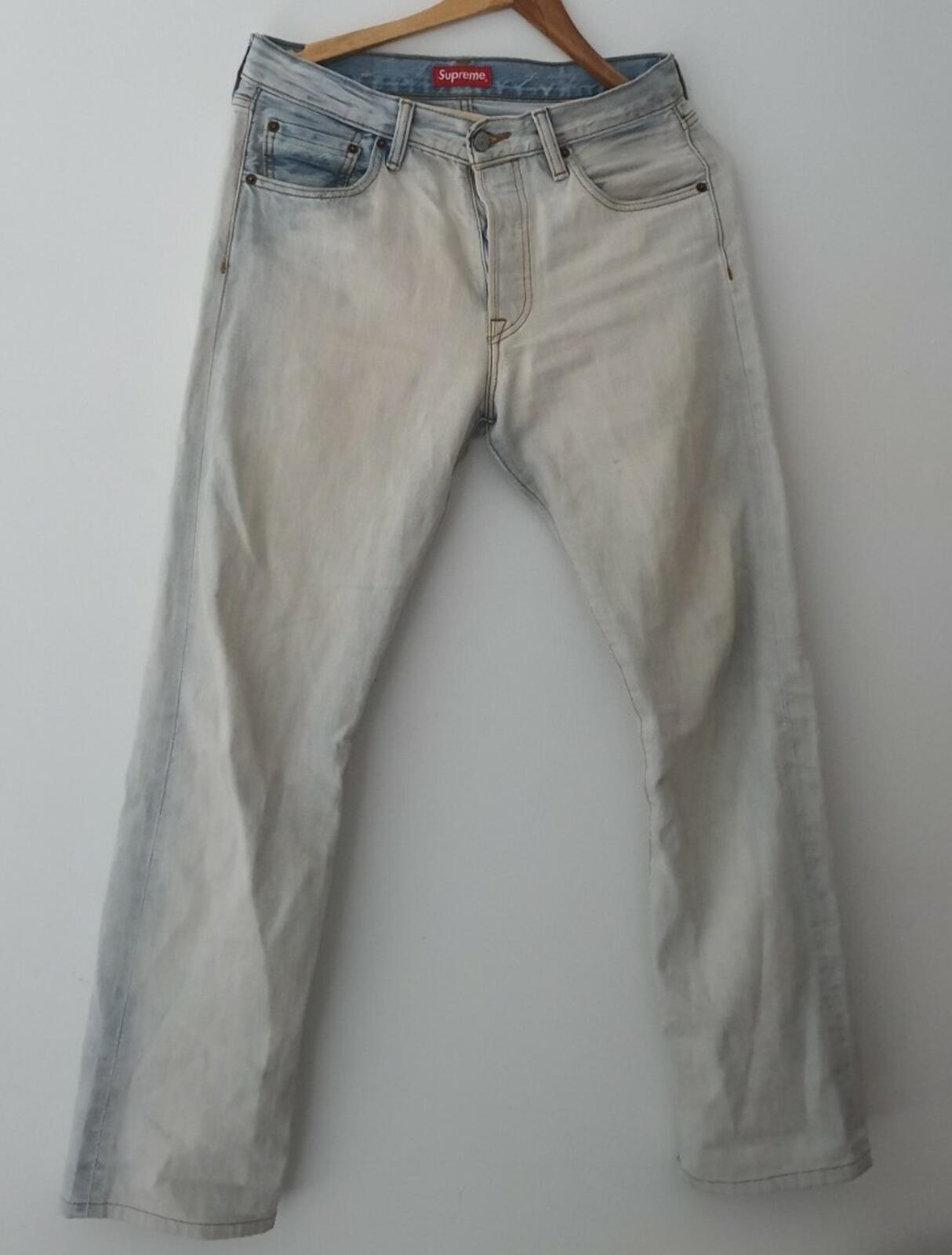 FW16 Supreme x Levi's 501 Bleached Jeans Size W30 L32
